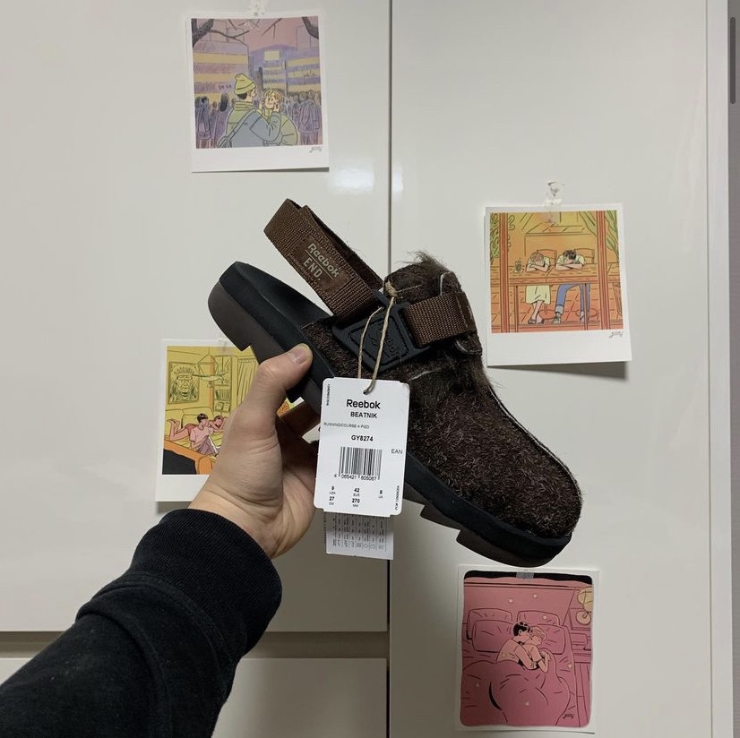 Reebok x END. Beatnik Dark Brown 착용 스타일 - 1