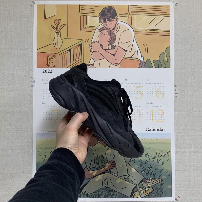Adidas Yeezy Boost 700 V2 Vanta 2019 착용 스타일 - 1