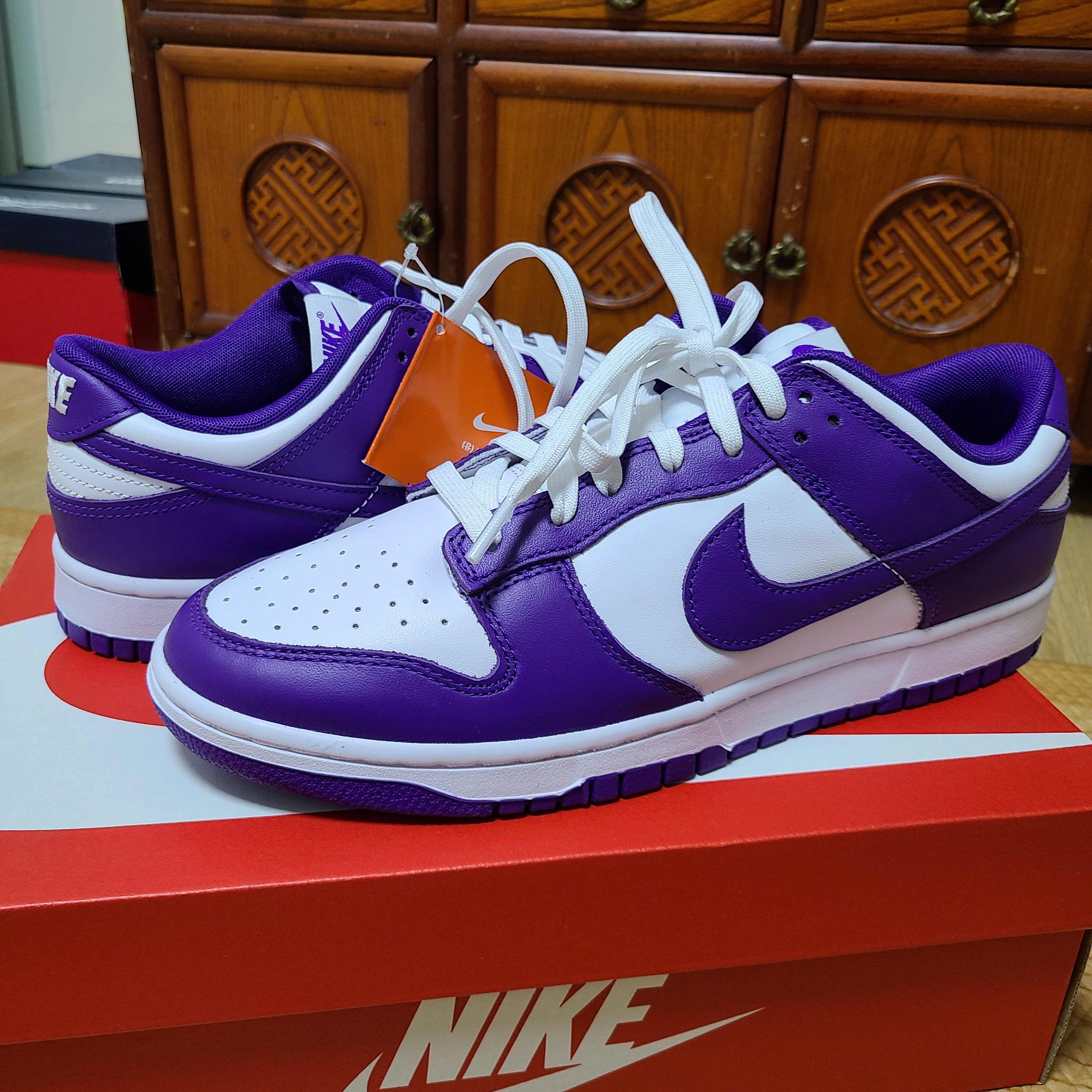 Nike Dunk Low Retro Championship Court Purple 착용 스타일 - 1