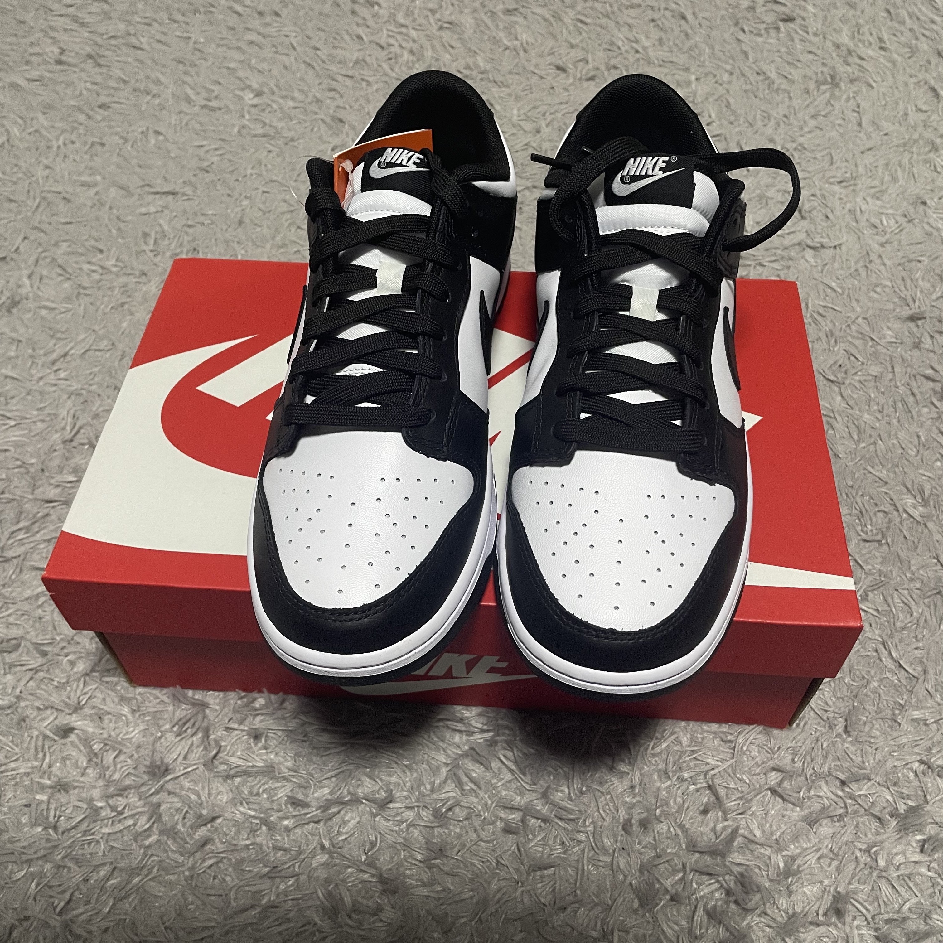 Nike Dunk Low Retro Black 착용 스타일