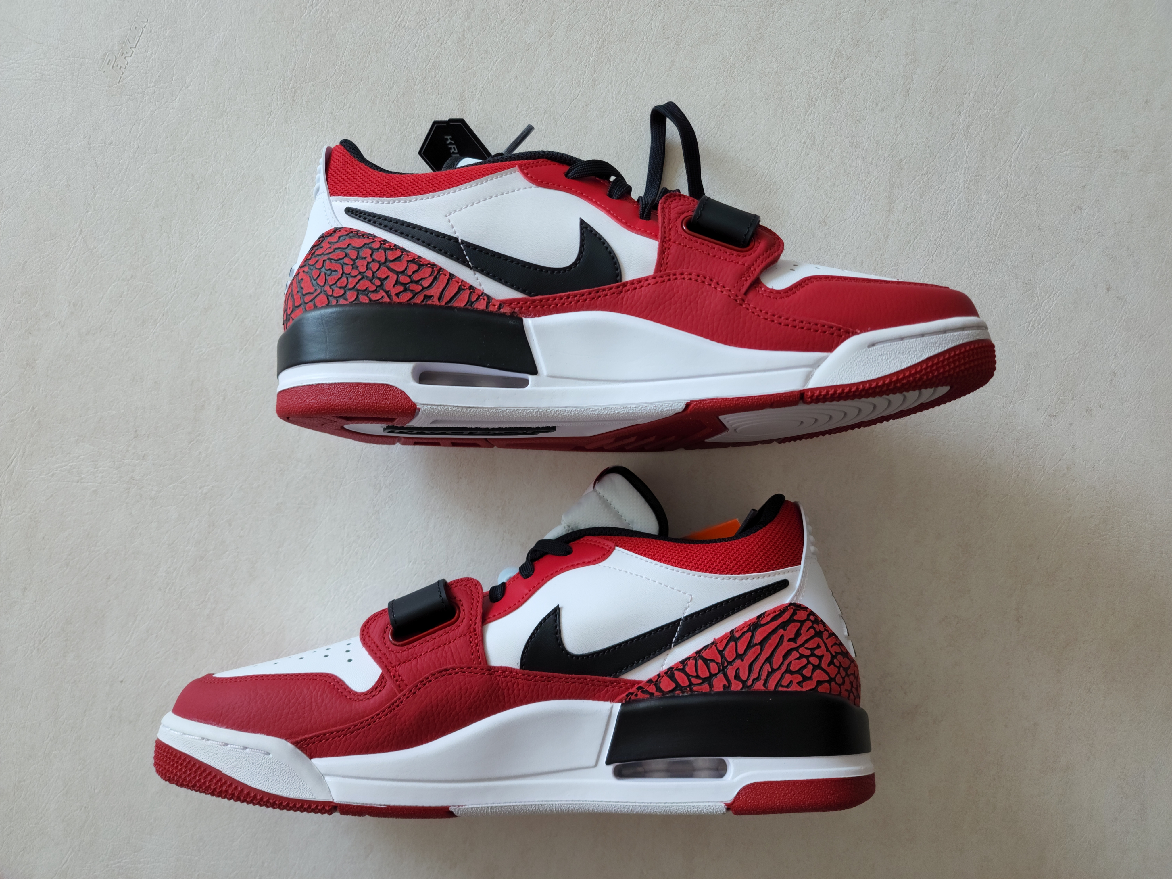 Jordan Legacy 312 Low Chicago 2022 착용 스타일 - 3