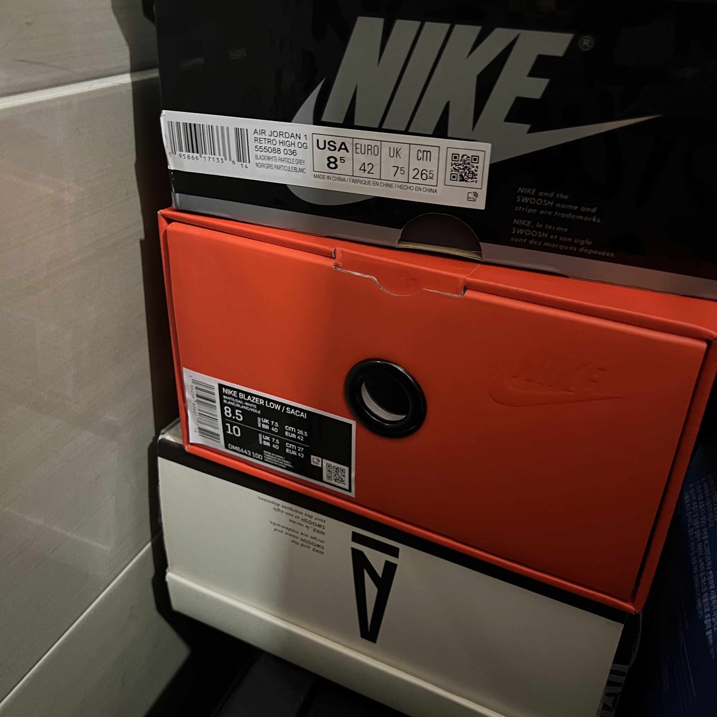 Jordan 1 Retro High OG Rebellionaire, Jordan 1 x A Ma Maniere Retro High OG SP Sail and Burgundy 착용 스타일