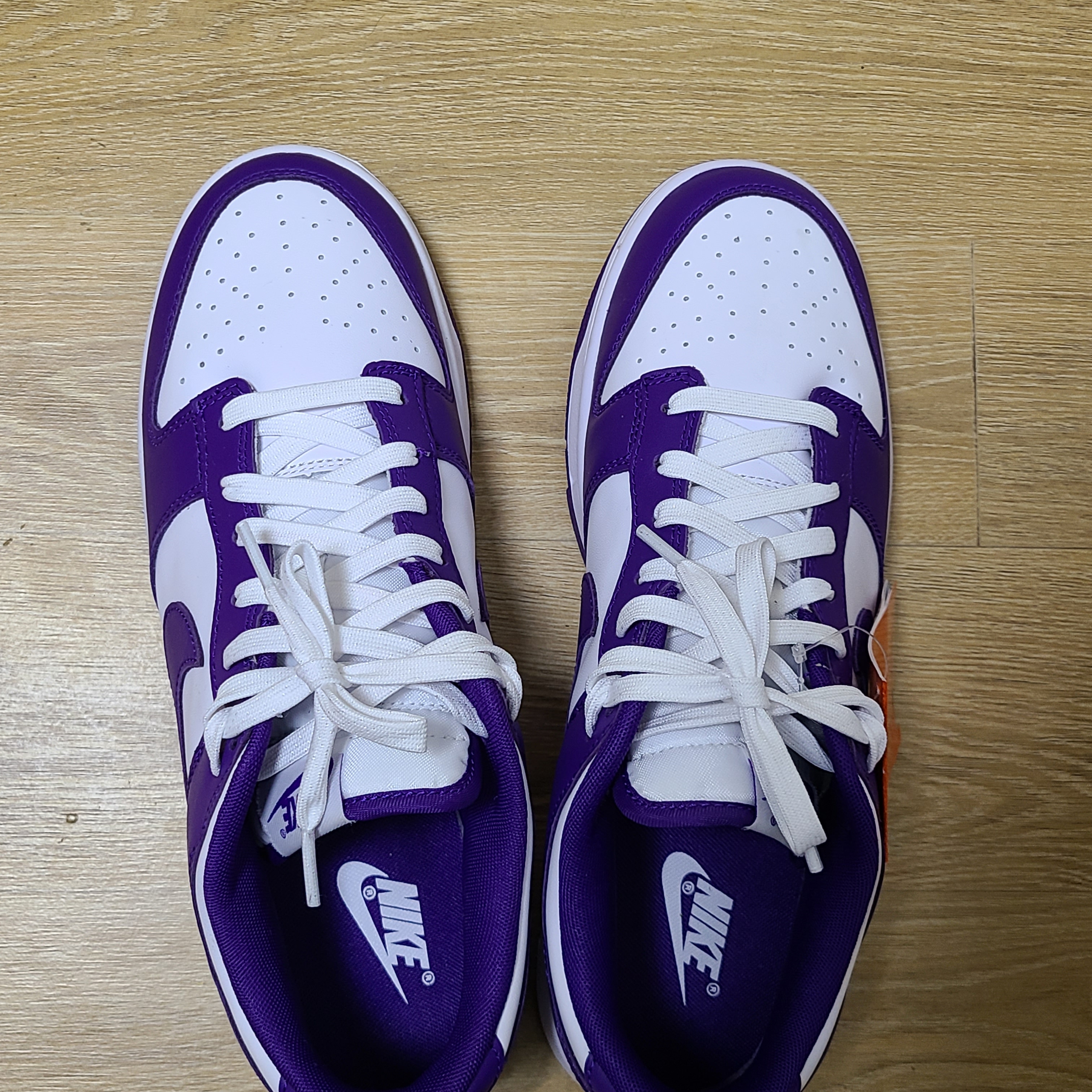 Nike Dunk Low Retro Championship Court Purple 착용 스타일 - 2