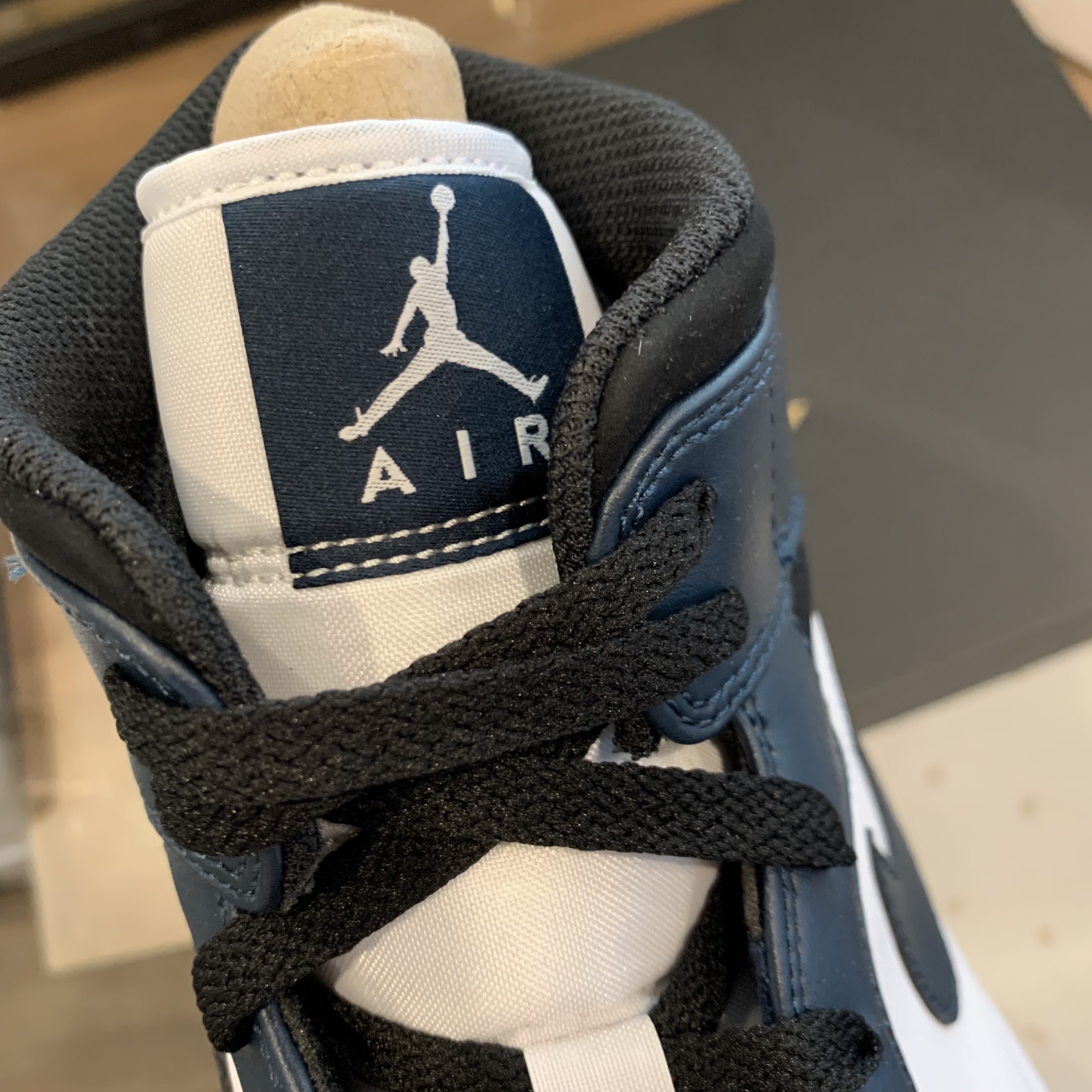 Jordan 1 Mid Dark Teal 착용 스타일 - 3