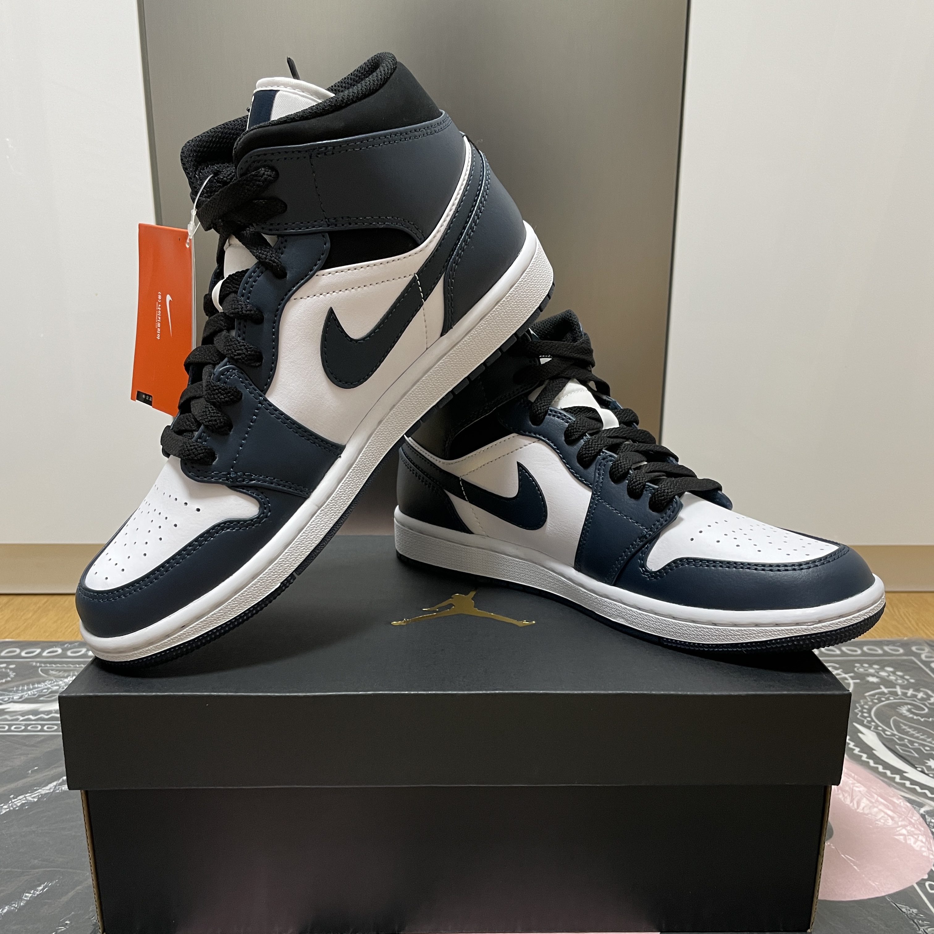 Jordan 1 Mid Dark Teal 착용 스타일