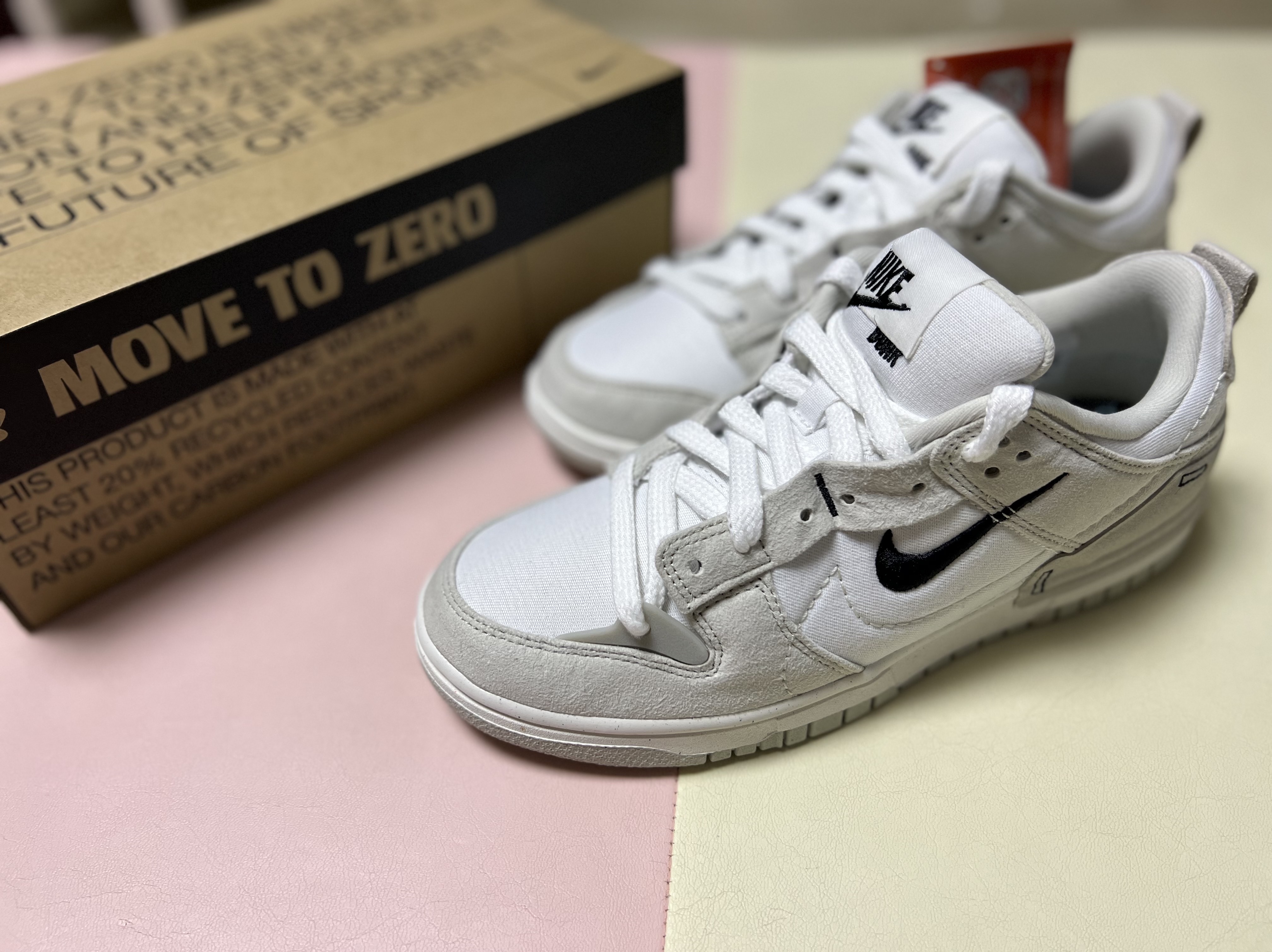 (W) Nike Dunk Low Disrupt 2 White Light Bone 착용 스타일