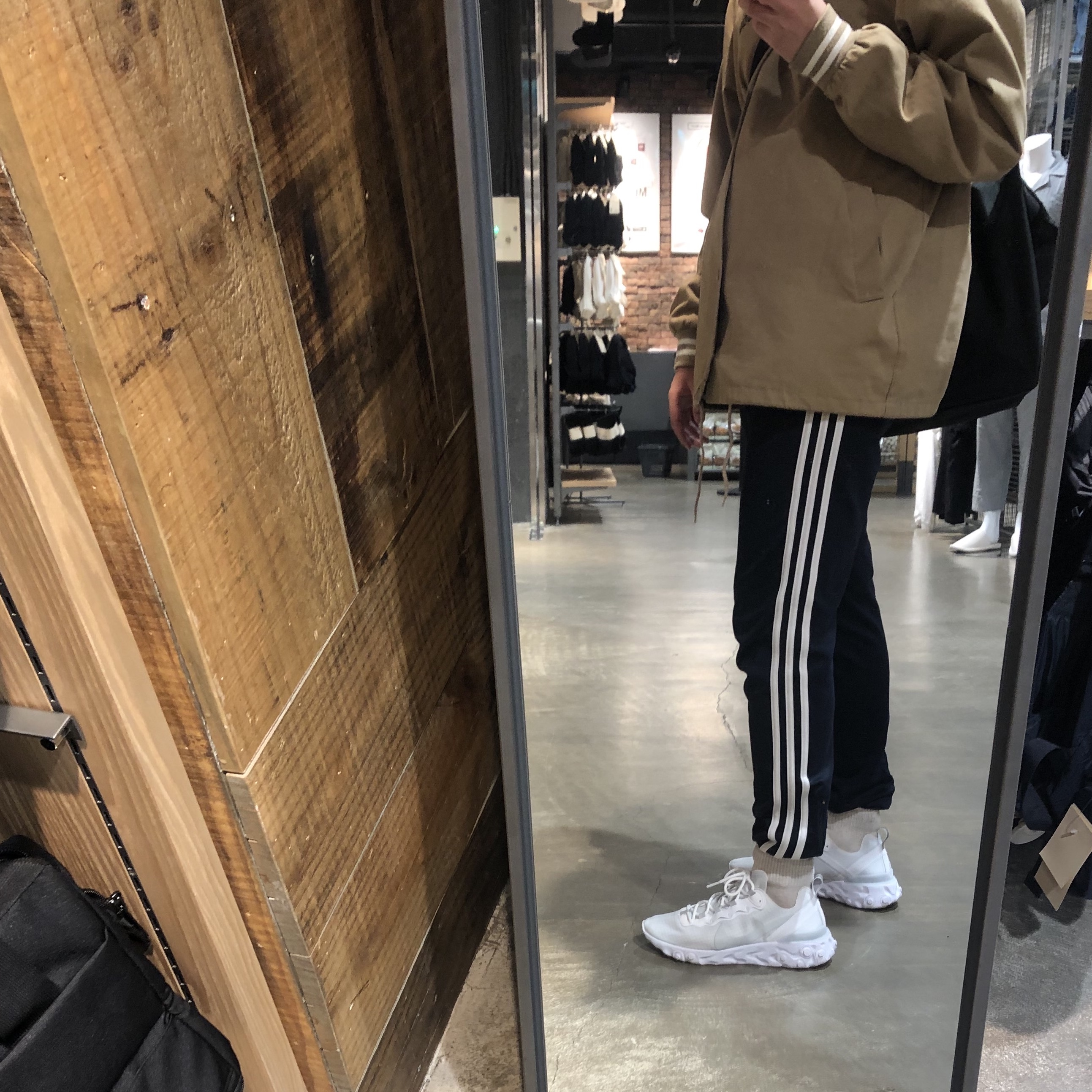 Nike React Element 55 SE White 착용 스타일