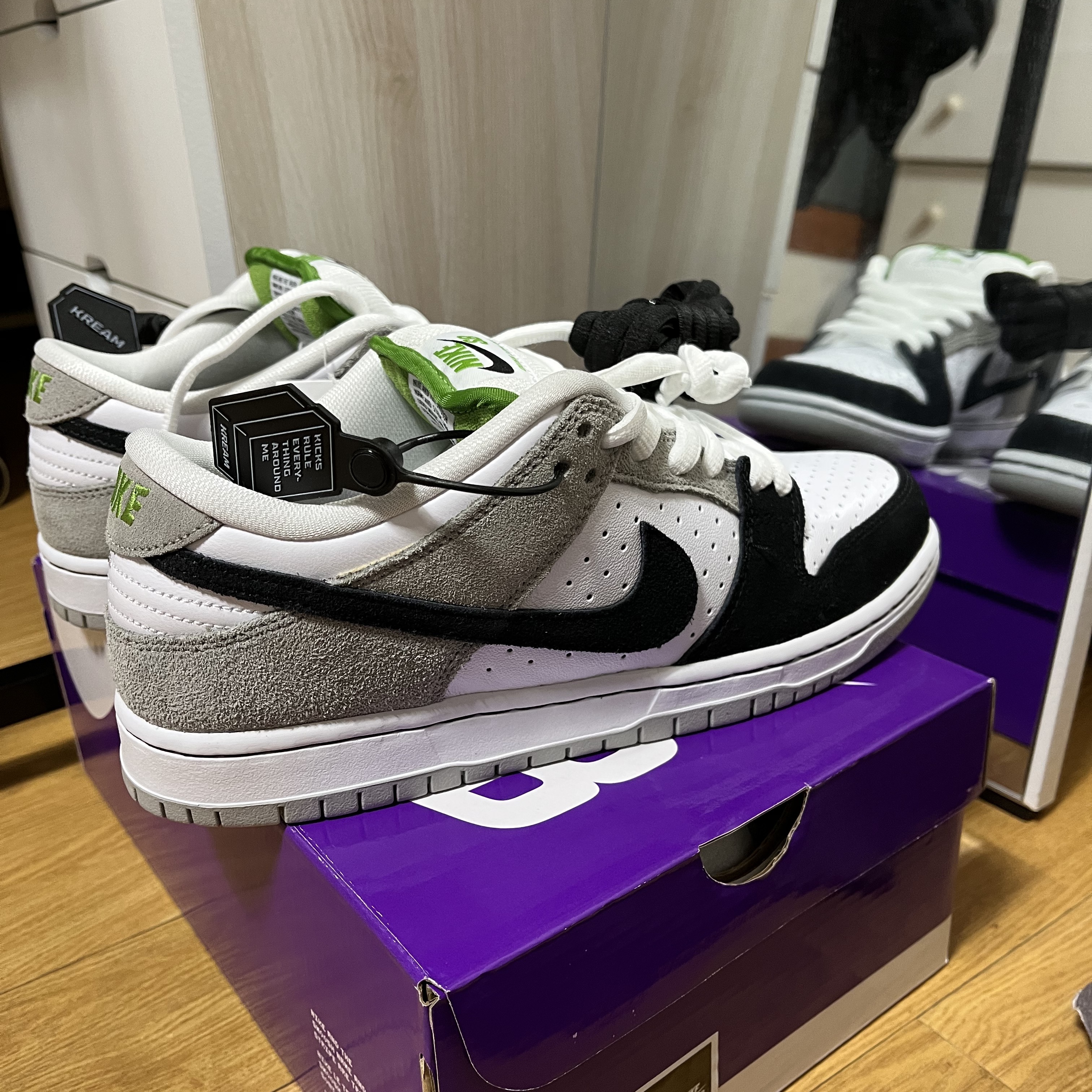 Nike SB Dunk Low Pro Chlorophyll 착용 스타일
