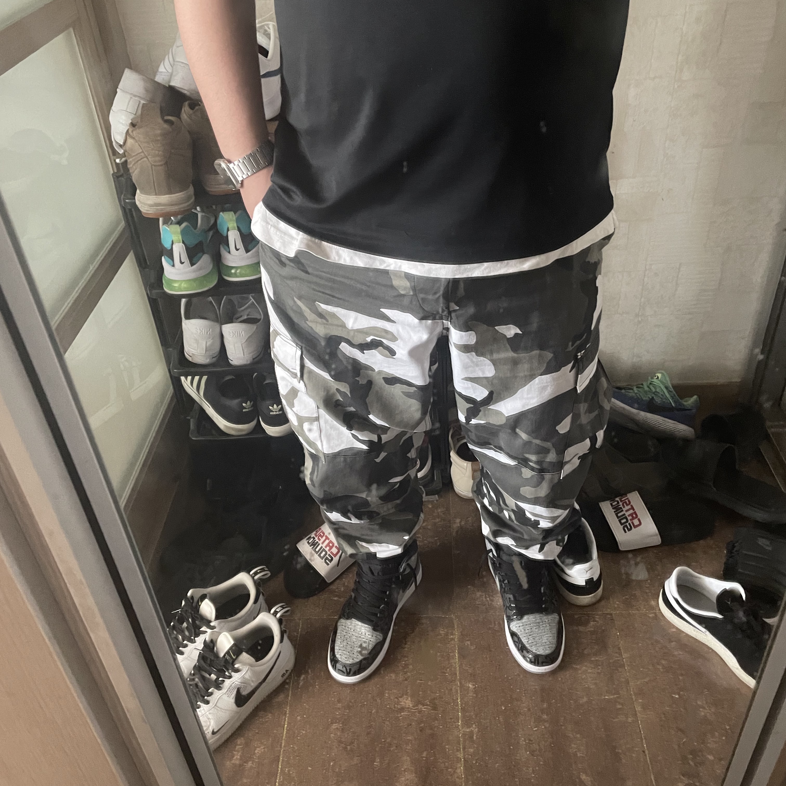 Jordan 1 Retro High OG Rebellionaire 착용 스타일 - 4