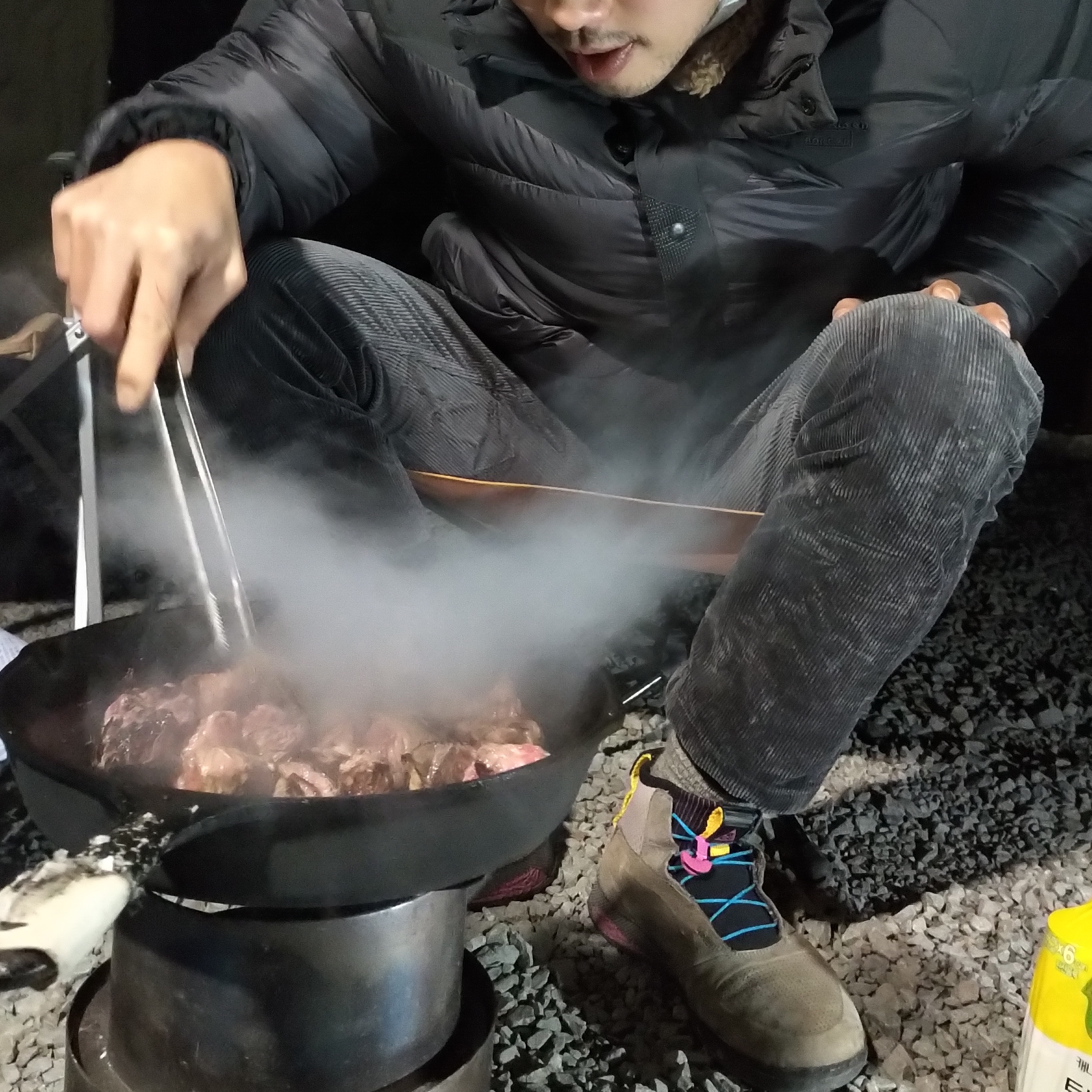 Nike ACG Ruckel Ridge Gunsmoke 착용 스타일