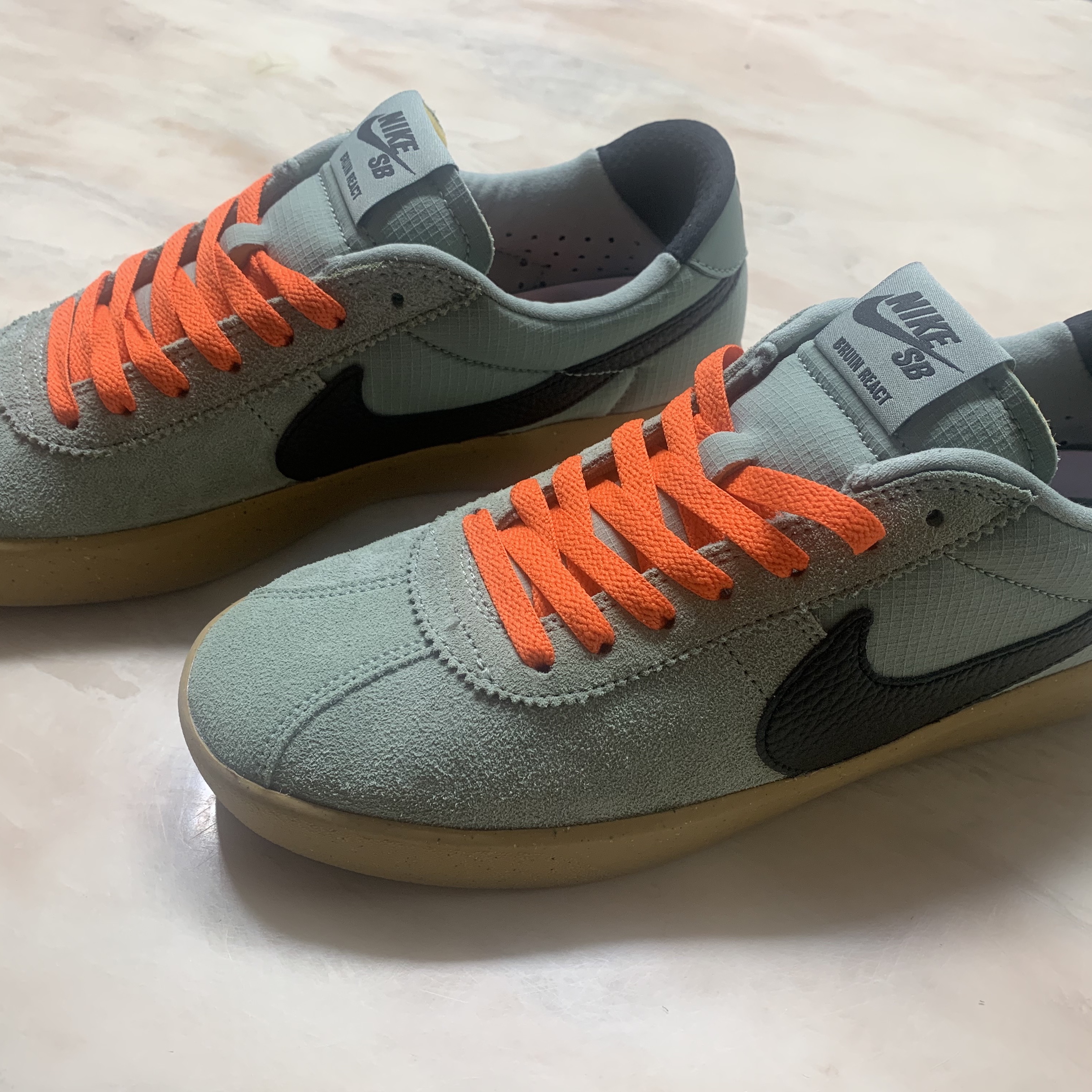 Nike SB Bruin React Jade Smoke 착용 스타일
