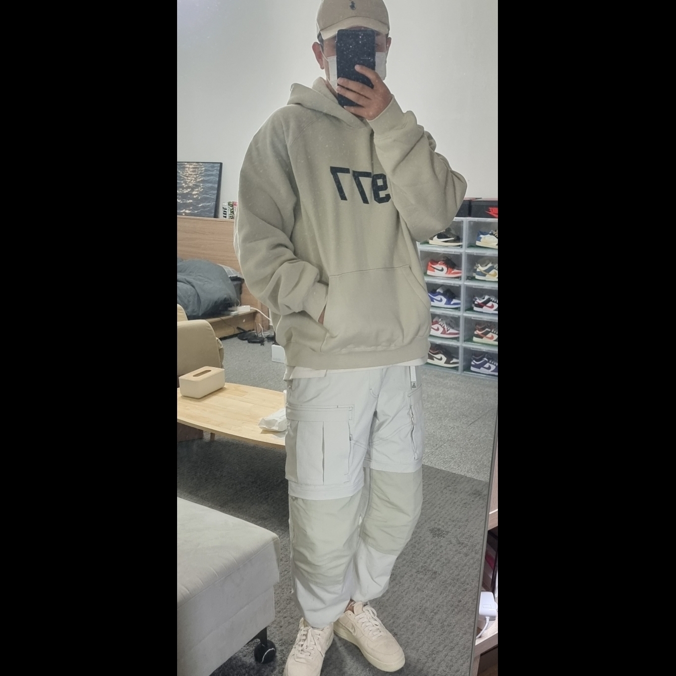 Nike x Stussy Air Force 1 Low Fossil, Nike ACG Smith Summit Cargo Pants Light Bone - Asia 착용 스타일