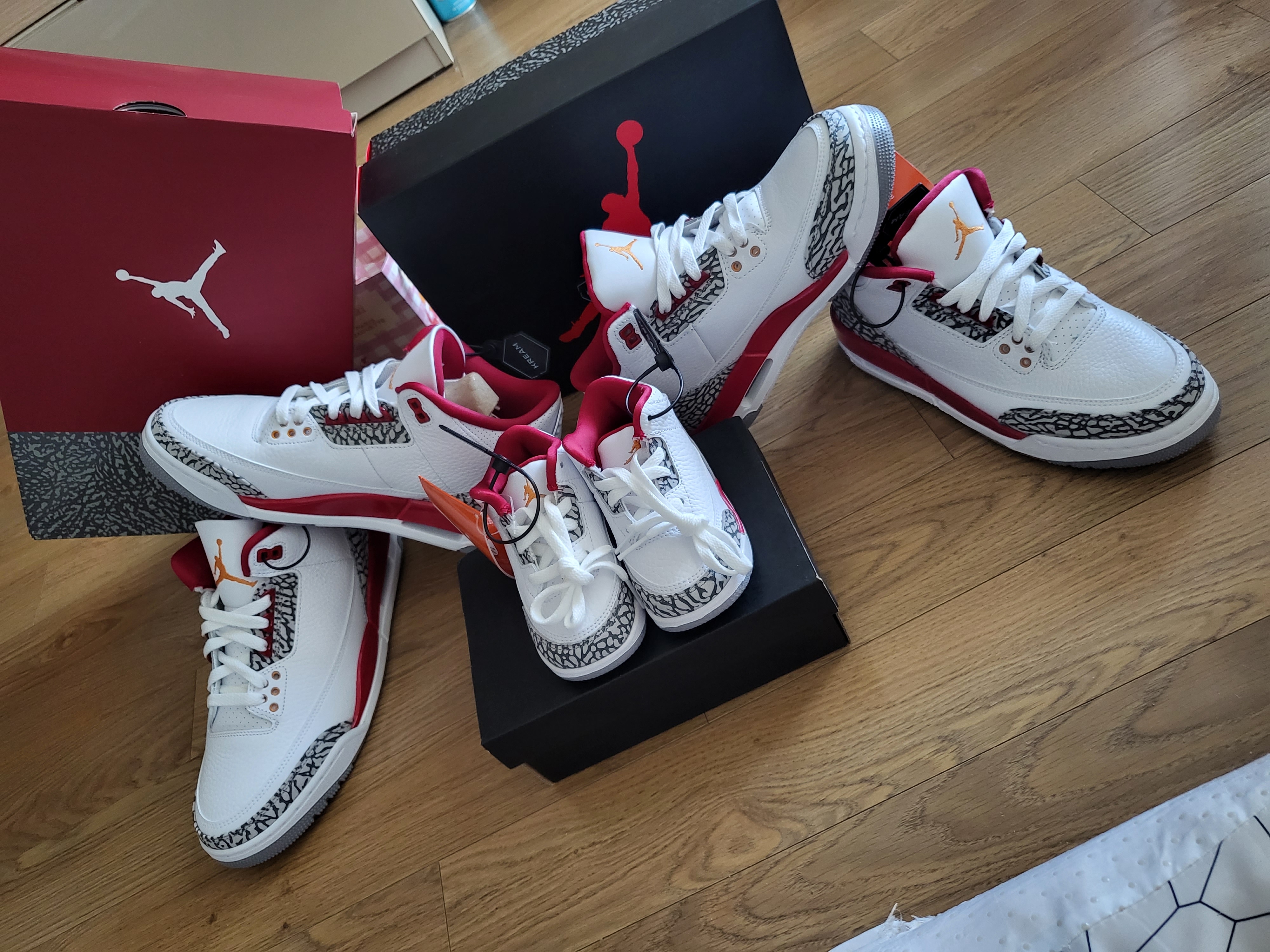 Jordan 3 Retro Cardinal Red, (TD) Jordan 3 Retro Cardinal Red 착용 스타일