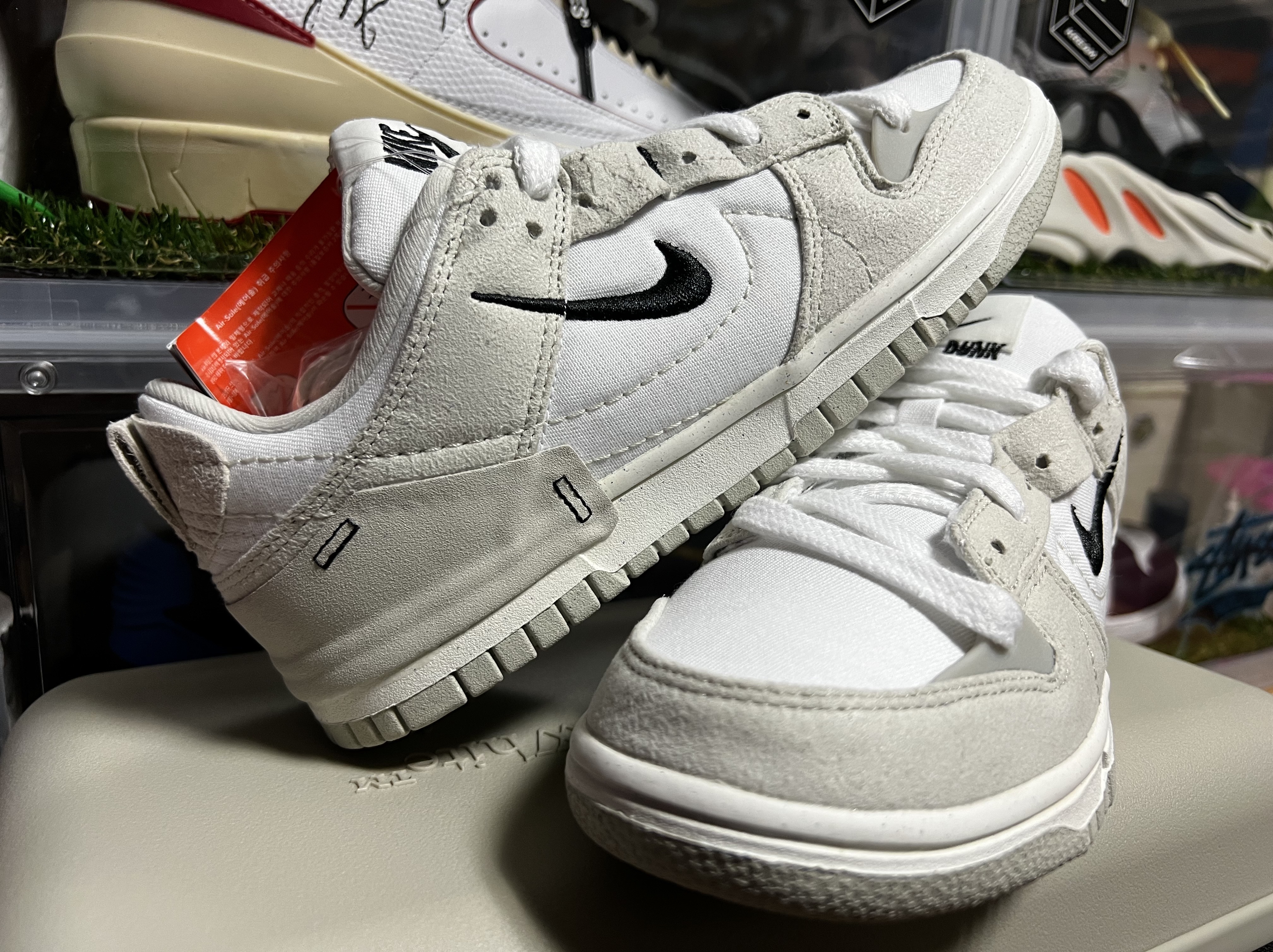 (W) Nike Dunk Low Disrupt 2 White Light Bone 착용 스타일 - 2