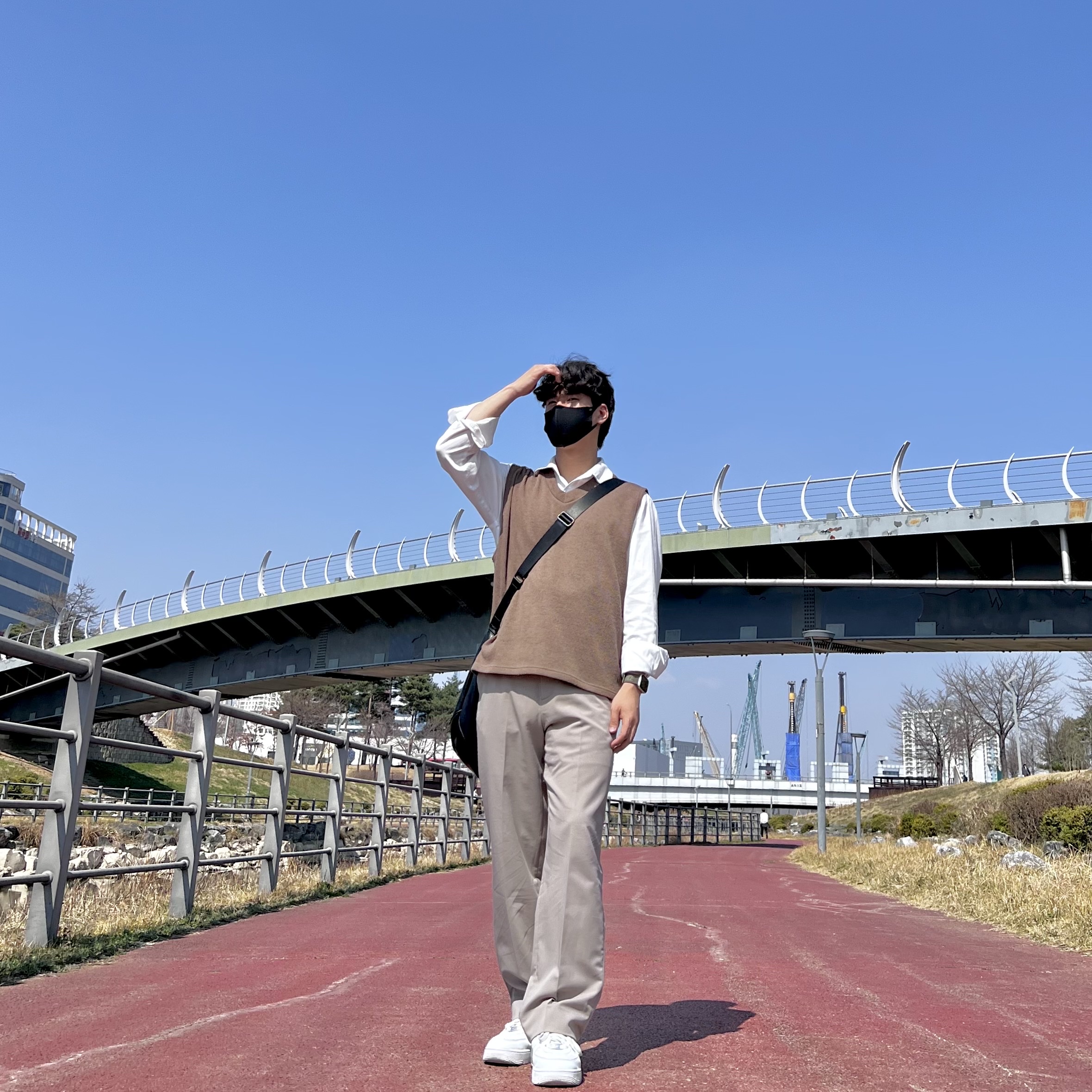 Nike Air Force 1 '07 Low White 착용 스타일 - 1