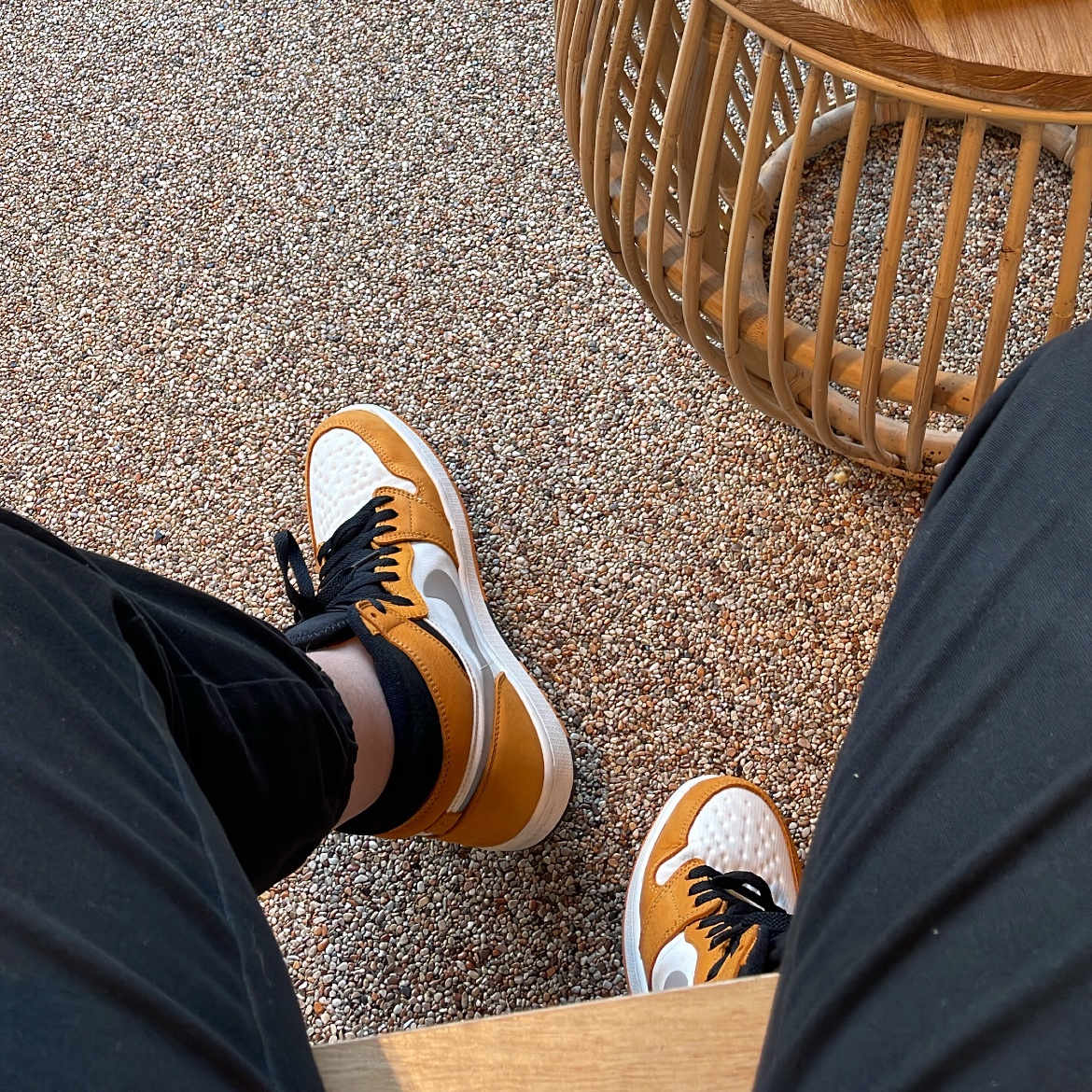 Jordan 1 Element Gore-Tex Light Curry 착용 스타일 - 2