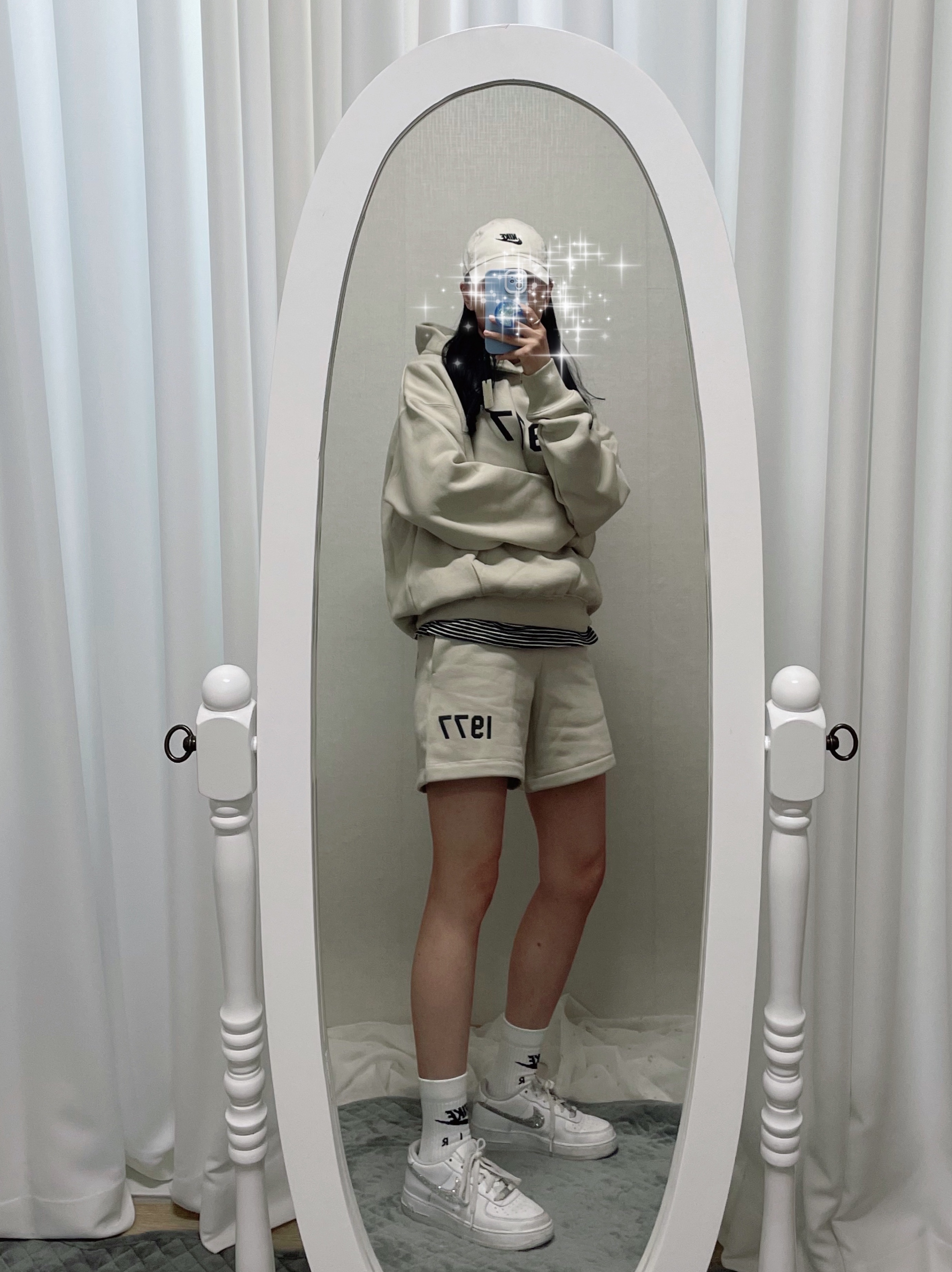 (Kids) Essentials 1977 Hoodie Wheat - 22SS, (Kids) Essentials 1977 Relaxed Sweatpants Wheat - 22SS 착용 스타일 - 4