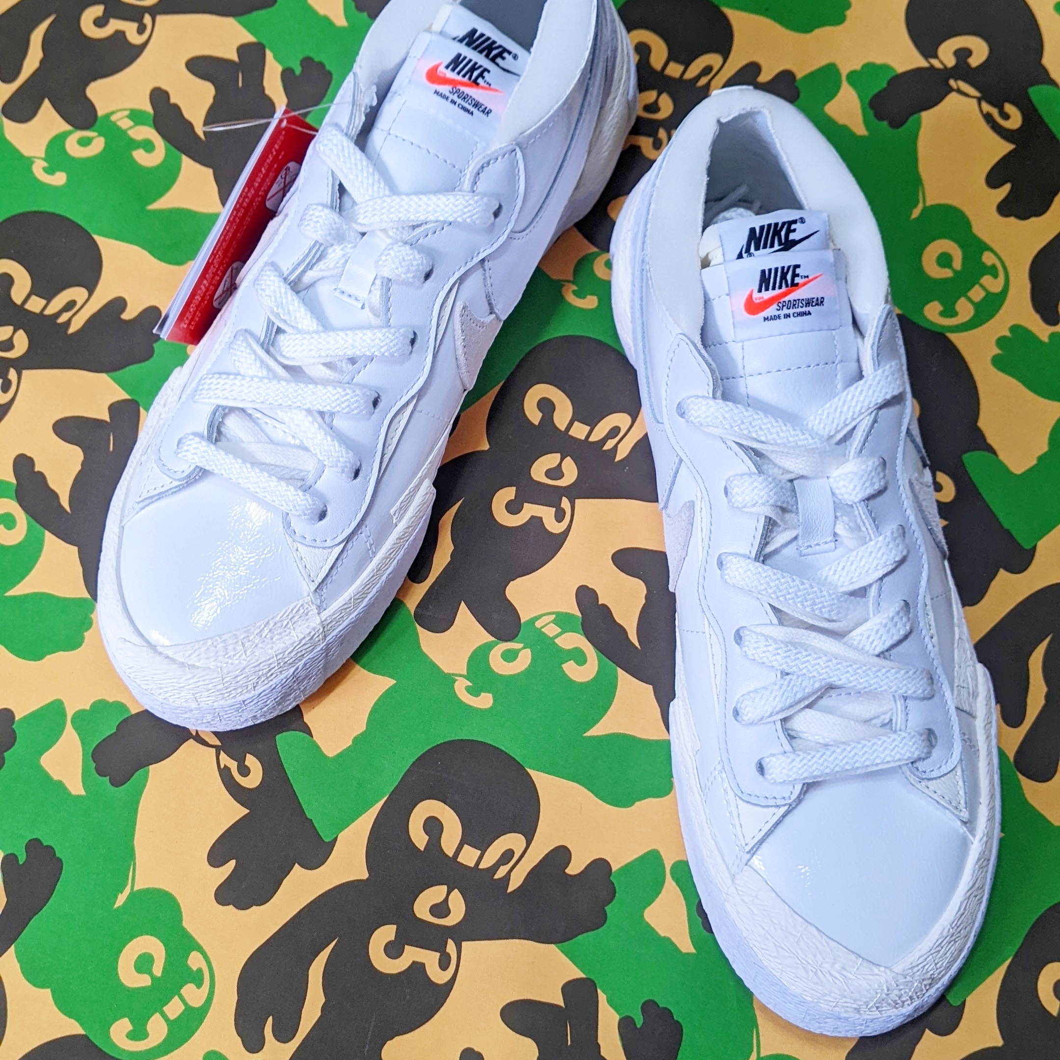 Nike x Sacai Blazer Low White Patent Leather 착용 스타일