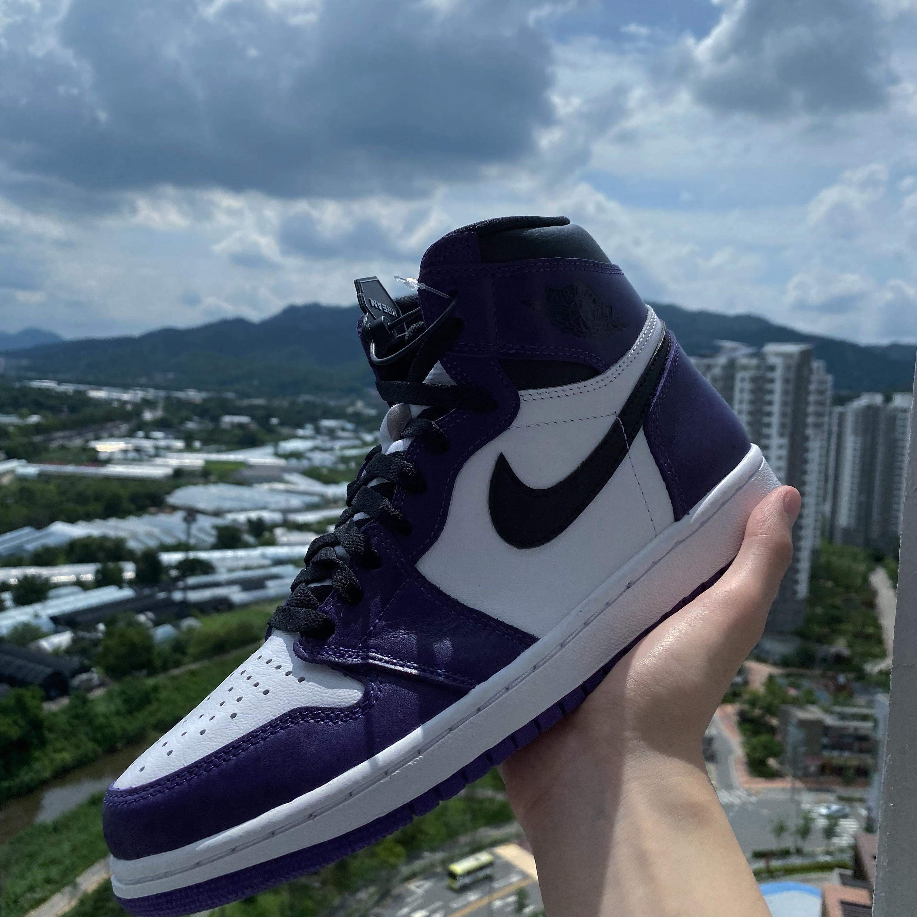 Jordan 1 Retro High OG Court Purple 2020 착용 스타일 - 1