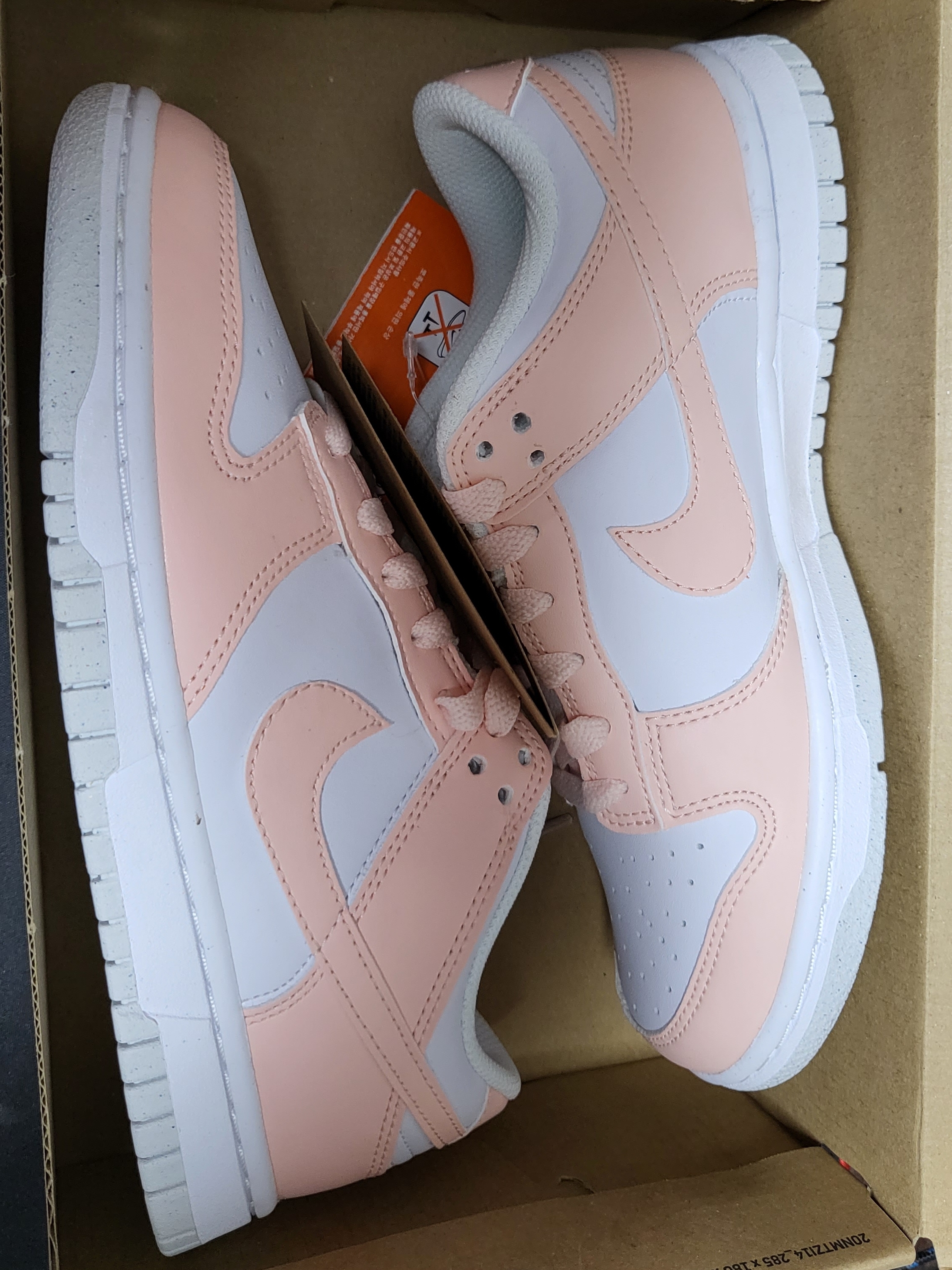 (W) Nike Dunk Low Next Nature Pale Coral 착용 스타일