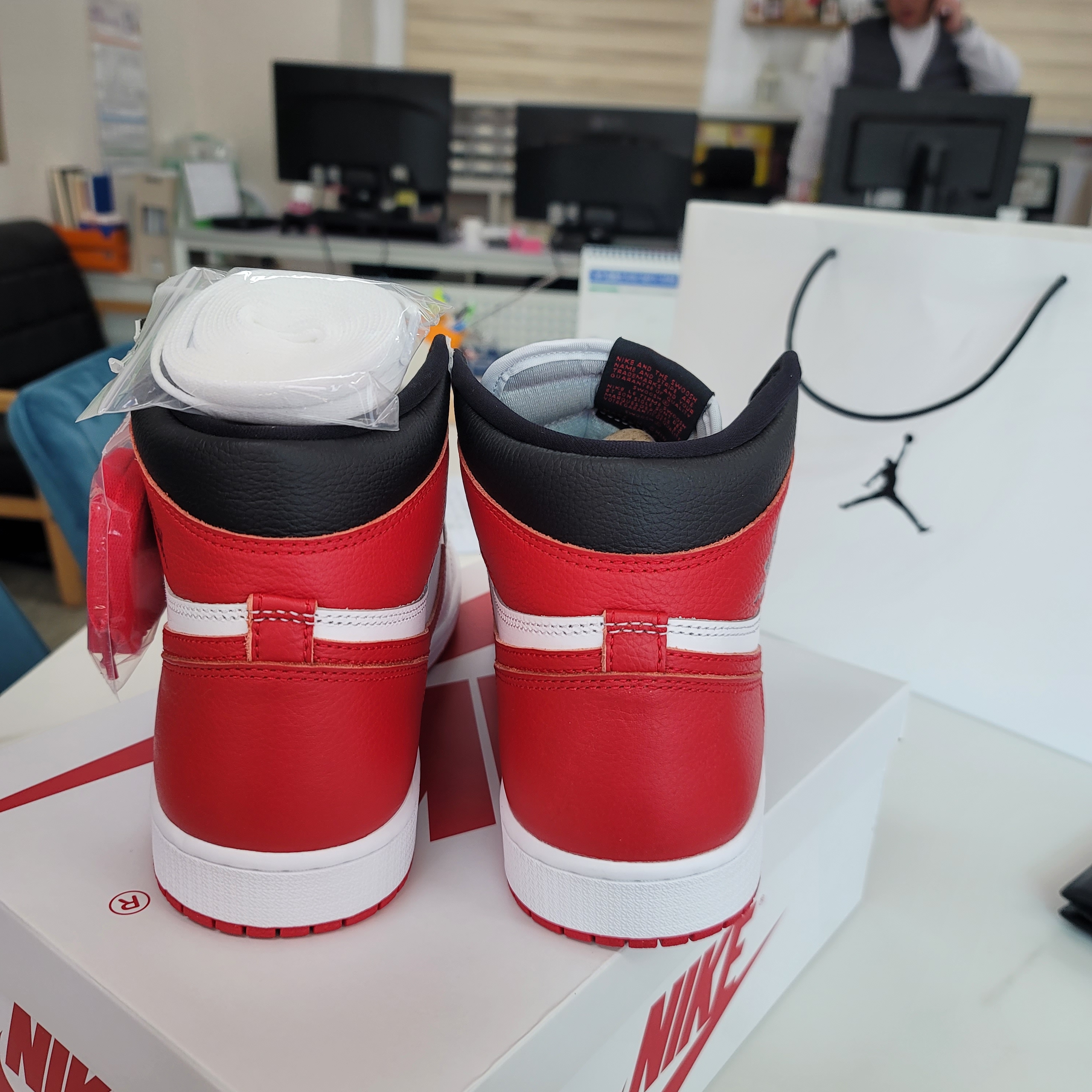 Jordan 1 Retro High OG Heritage 착용 스타일 - 4