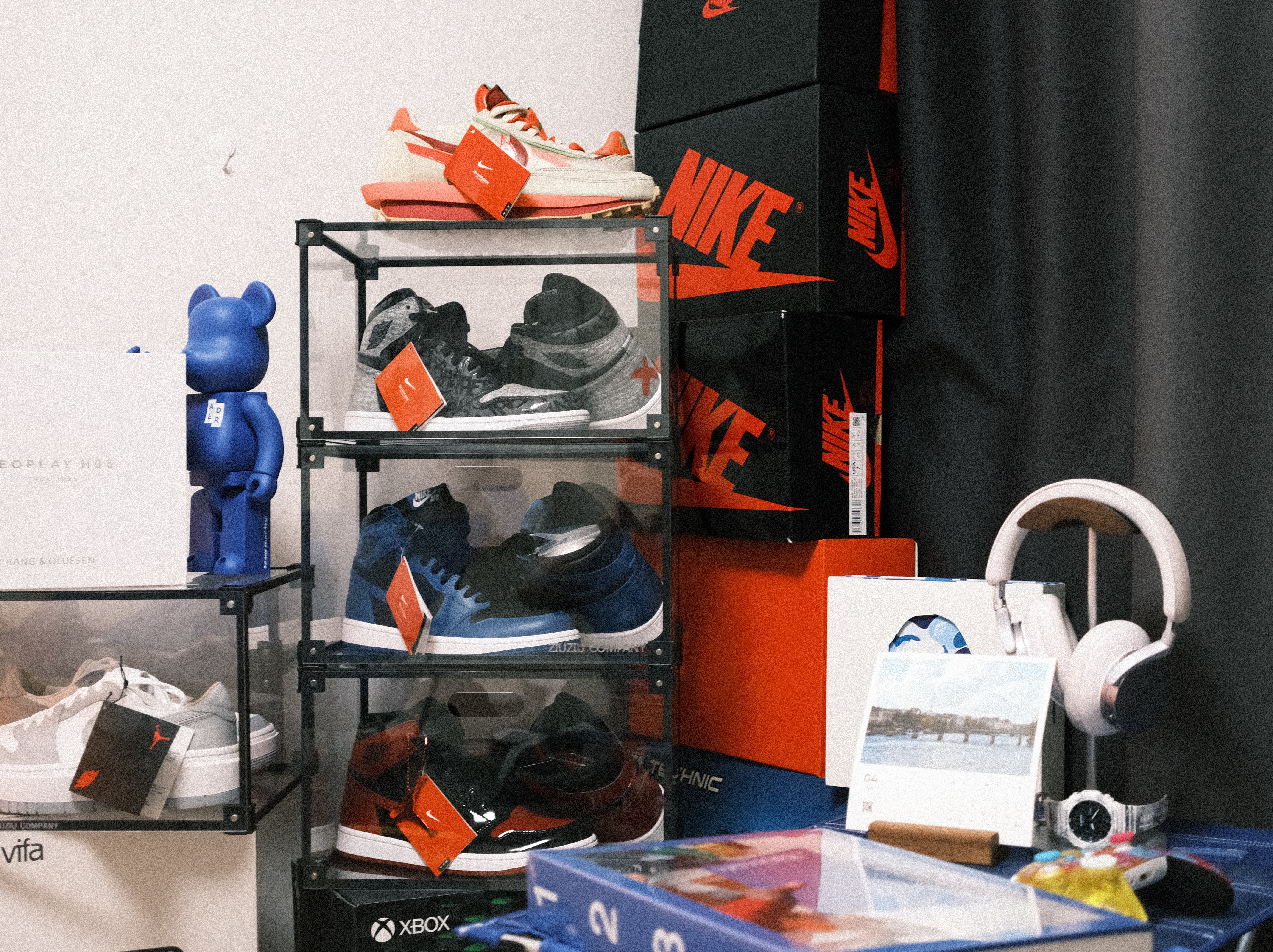 Nike x Sacai x Clot LDWaffle Orange Blaze, Jordan 1 Retro High OG Patent Bred 착용 스타일