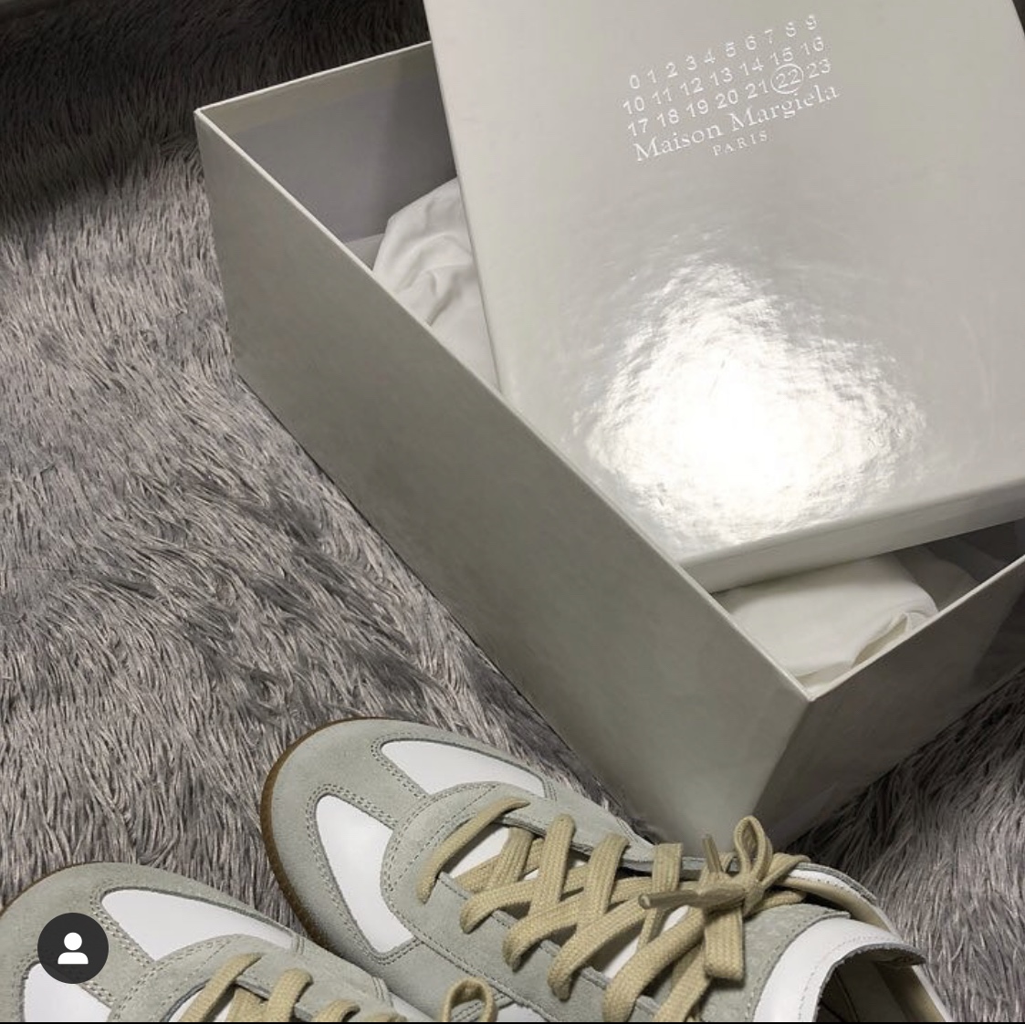 Maison Margiela Calfskin Replica Sneakers 착용 스타일