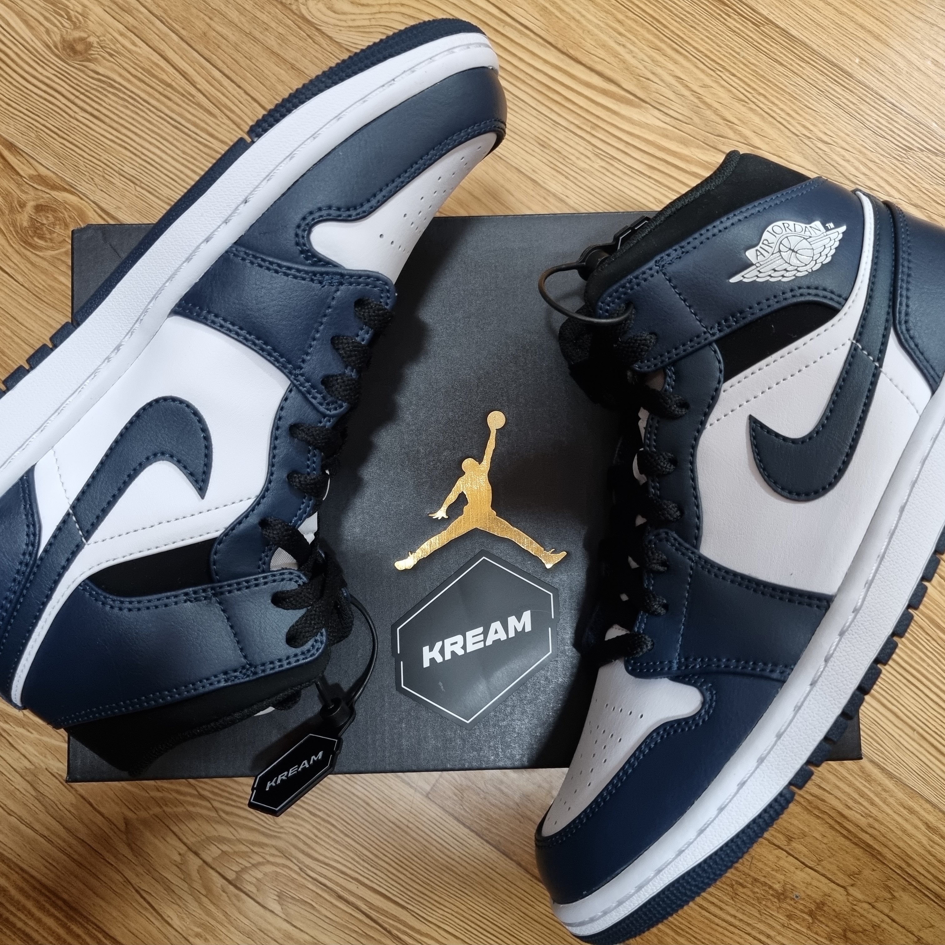 Jordan 1 Mid Dark Teal 착용 스타일