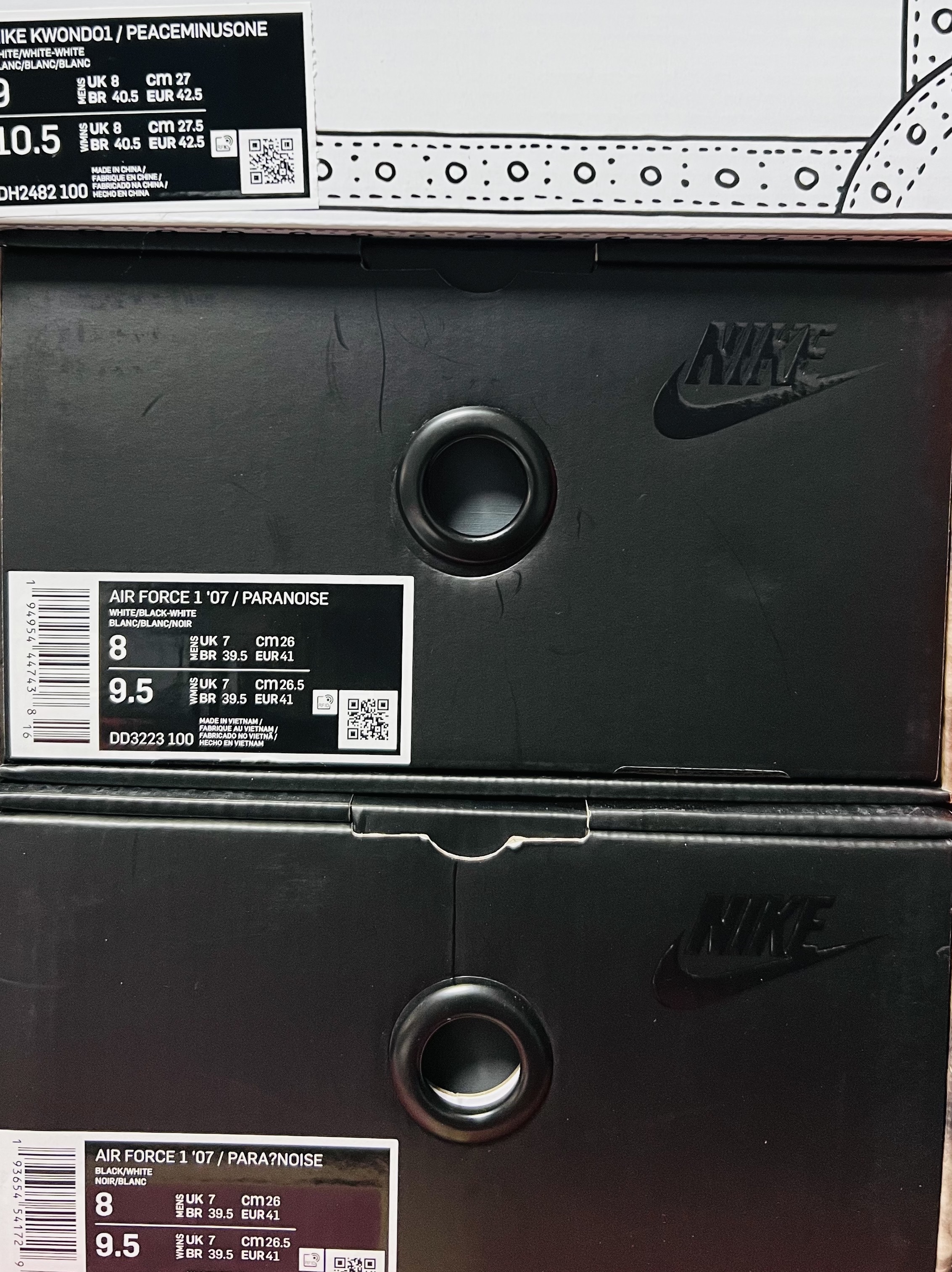 Nike x Peaceminusone Kwondo1 White, Nike x Peaceminusone Air Force 1 Low Para-Noise 2.0 착용 스타일