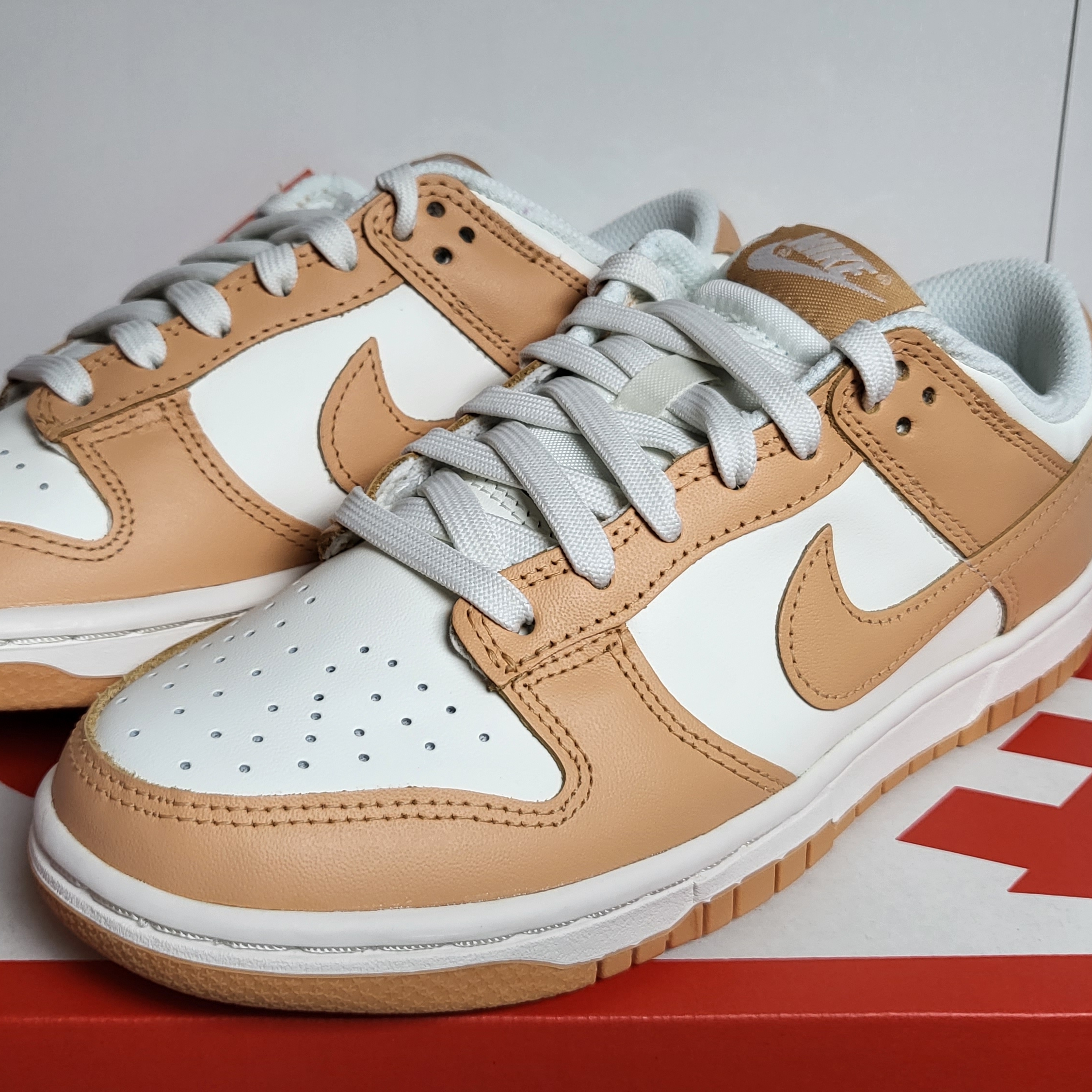 (W) Nike Dunk Low Harvest Moon 착용 스타일