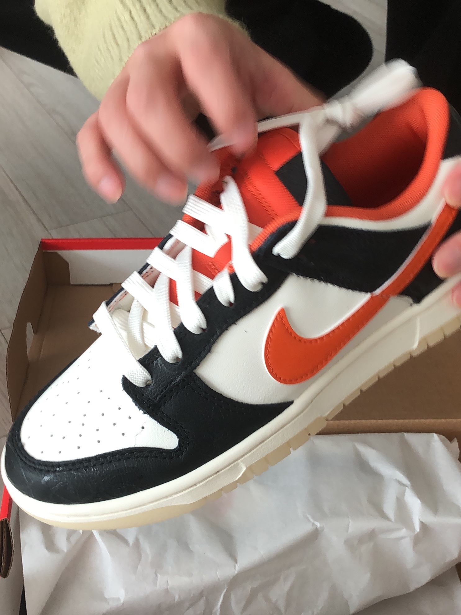 Nike Dunk Low Retro PRM Halloween 착용 스타일 - 2