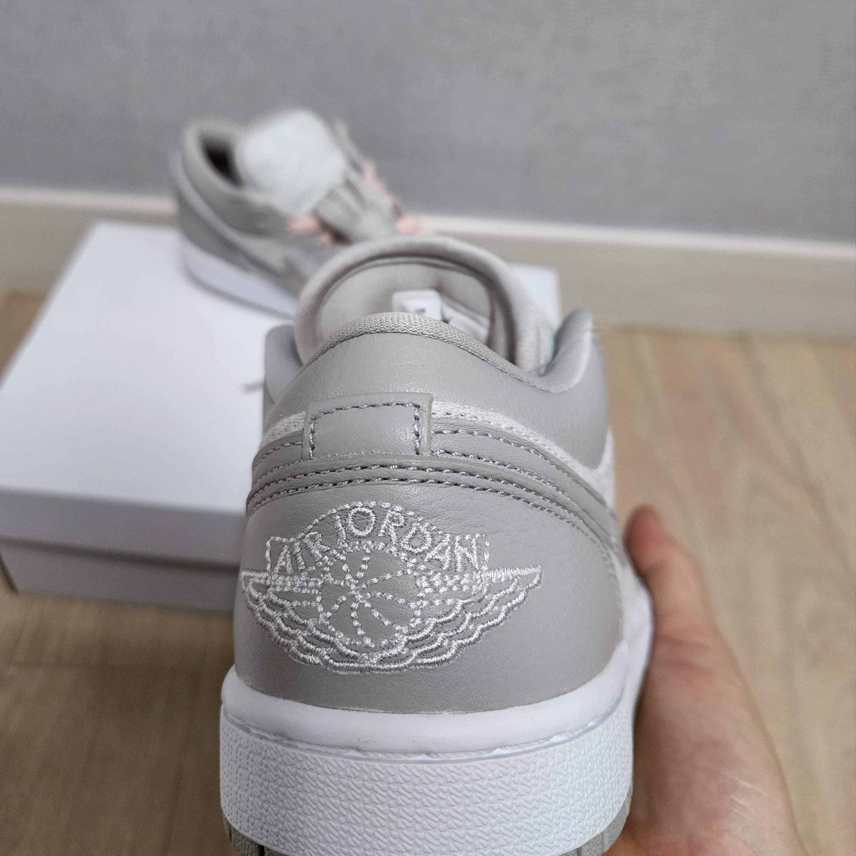 (W) Jordan 1 Low SE Light Iron Ore Atmosphere 착용 스타일 - 4
