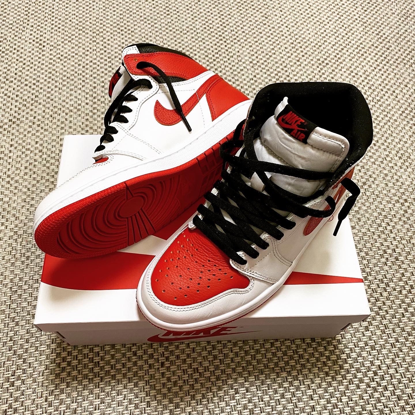 Jordan 1 Retro High OG Heritage 착용 스타일 - 2