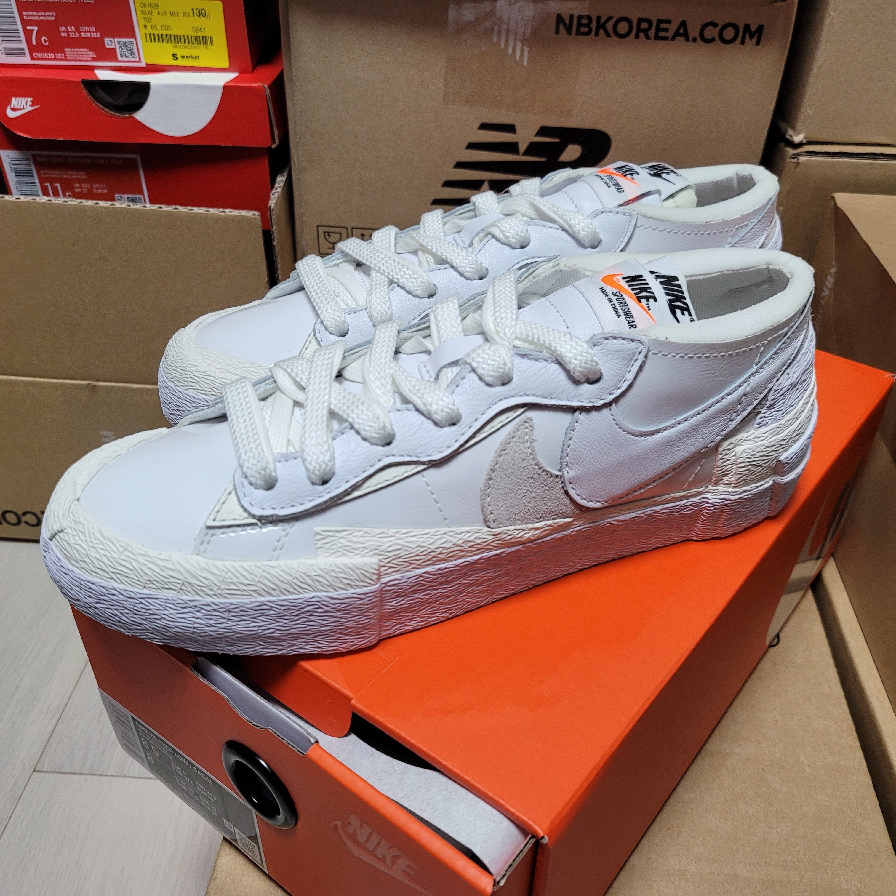 Nike x Sacai Blazer Low White Patent Leather 착용 스타일