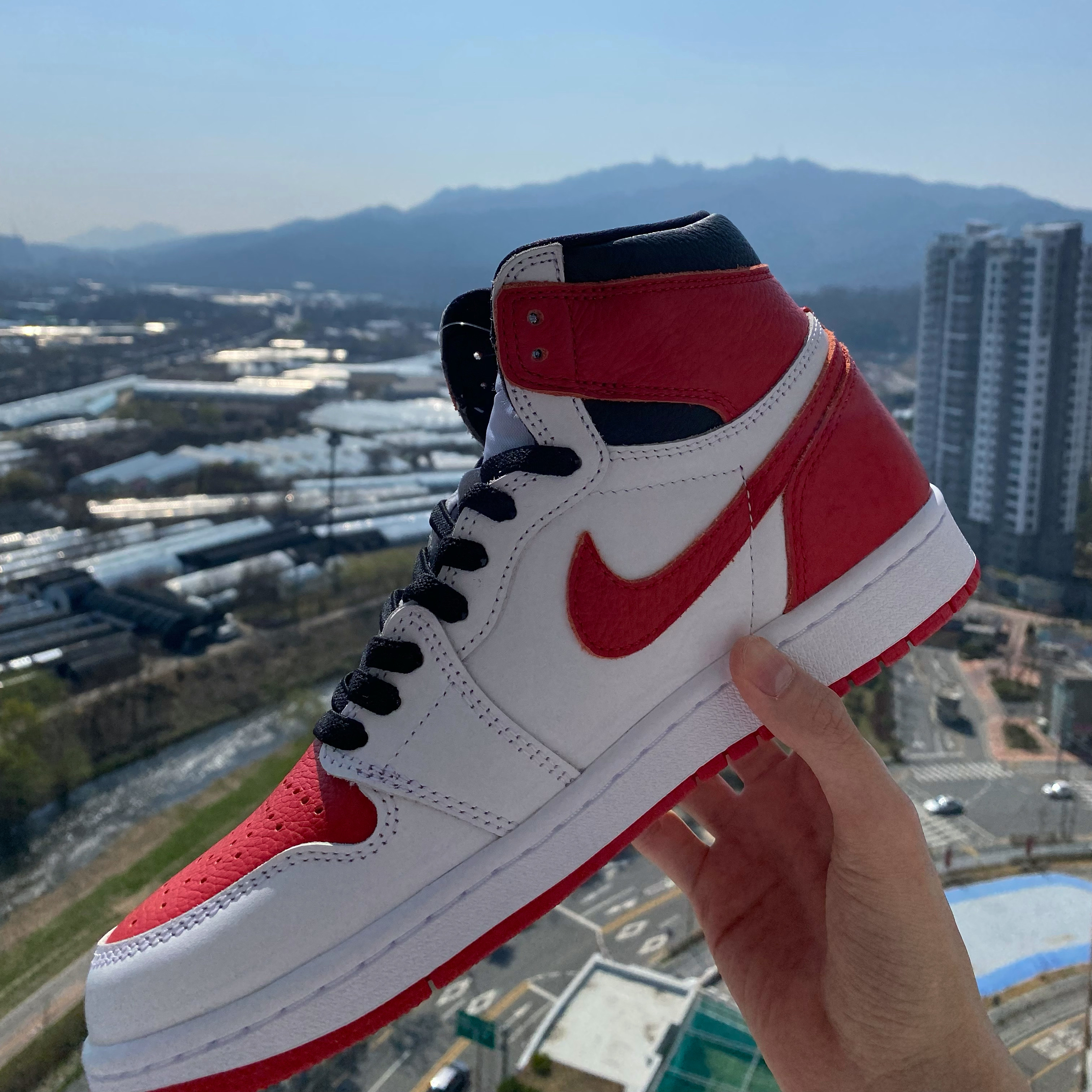 Jordan 1 Retro High OG Heritage 착용 스타일 - 1
