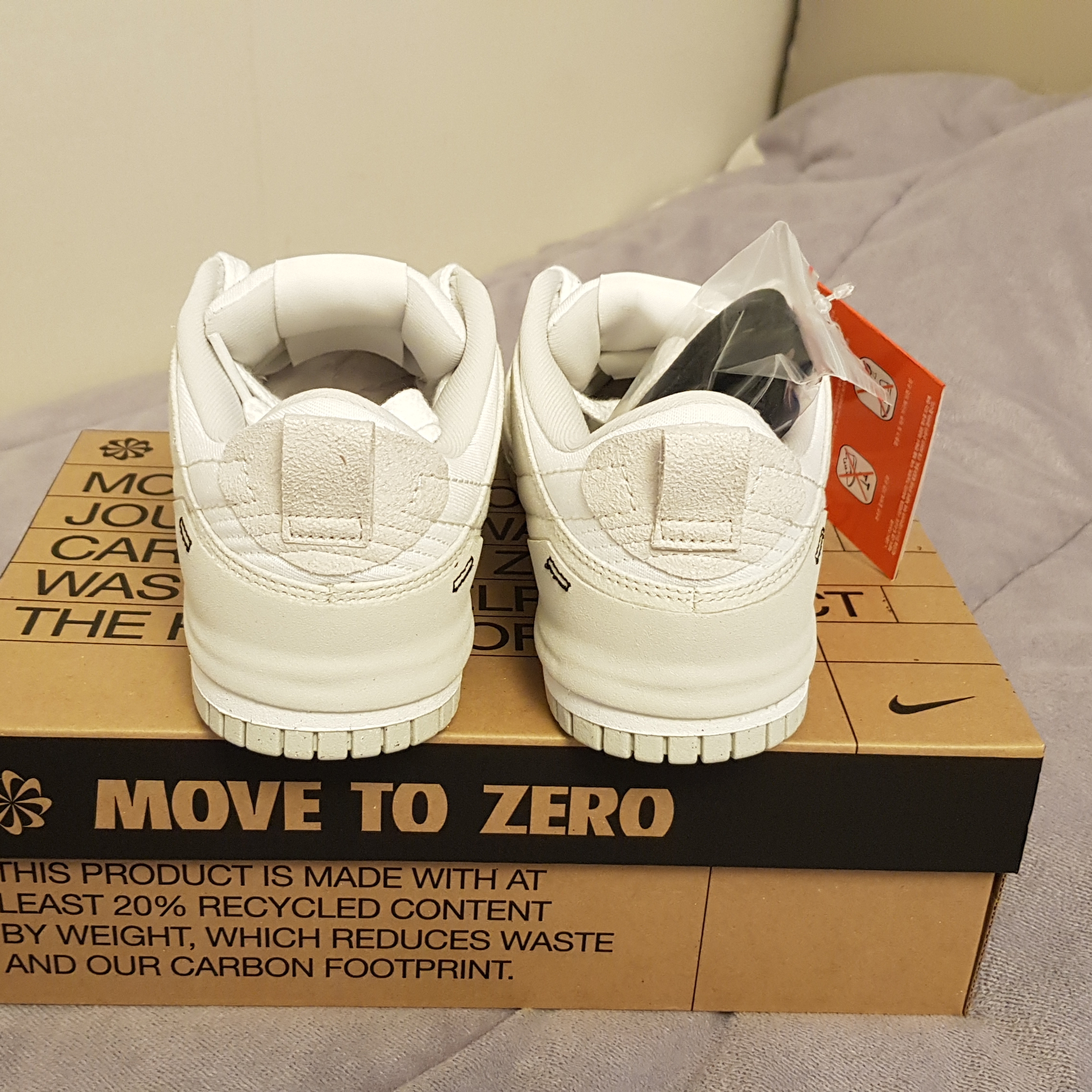 (W) Nike Dunk Low Disrupt 2 White Light Bone 착용 스타일 - 3