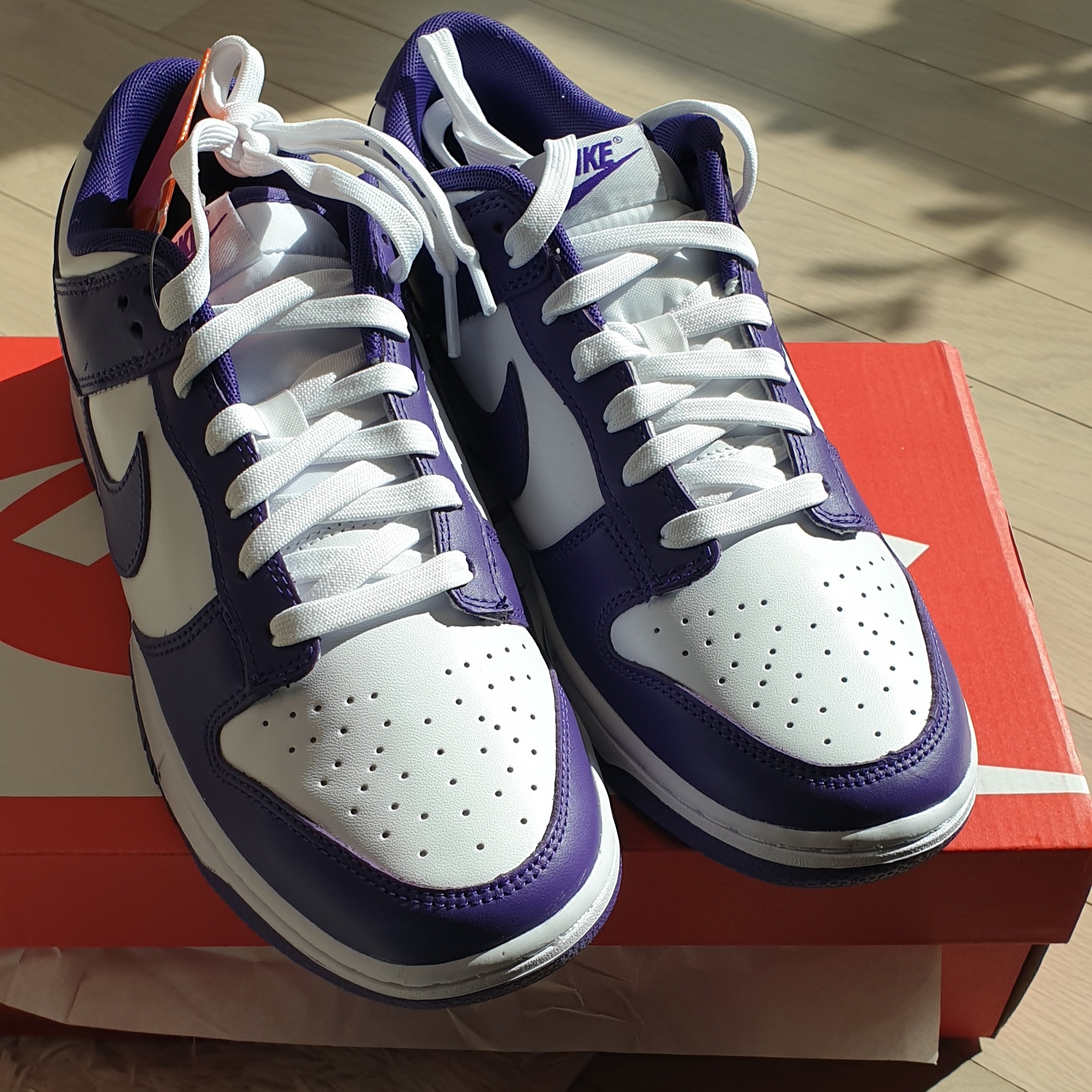 Nike Dunk Low Retro Championship Court Purple 착용 스타일 - 1