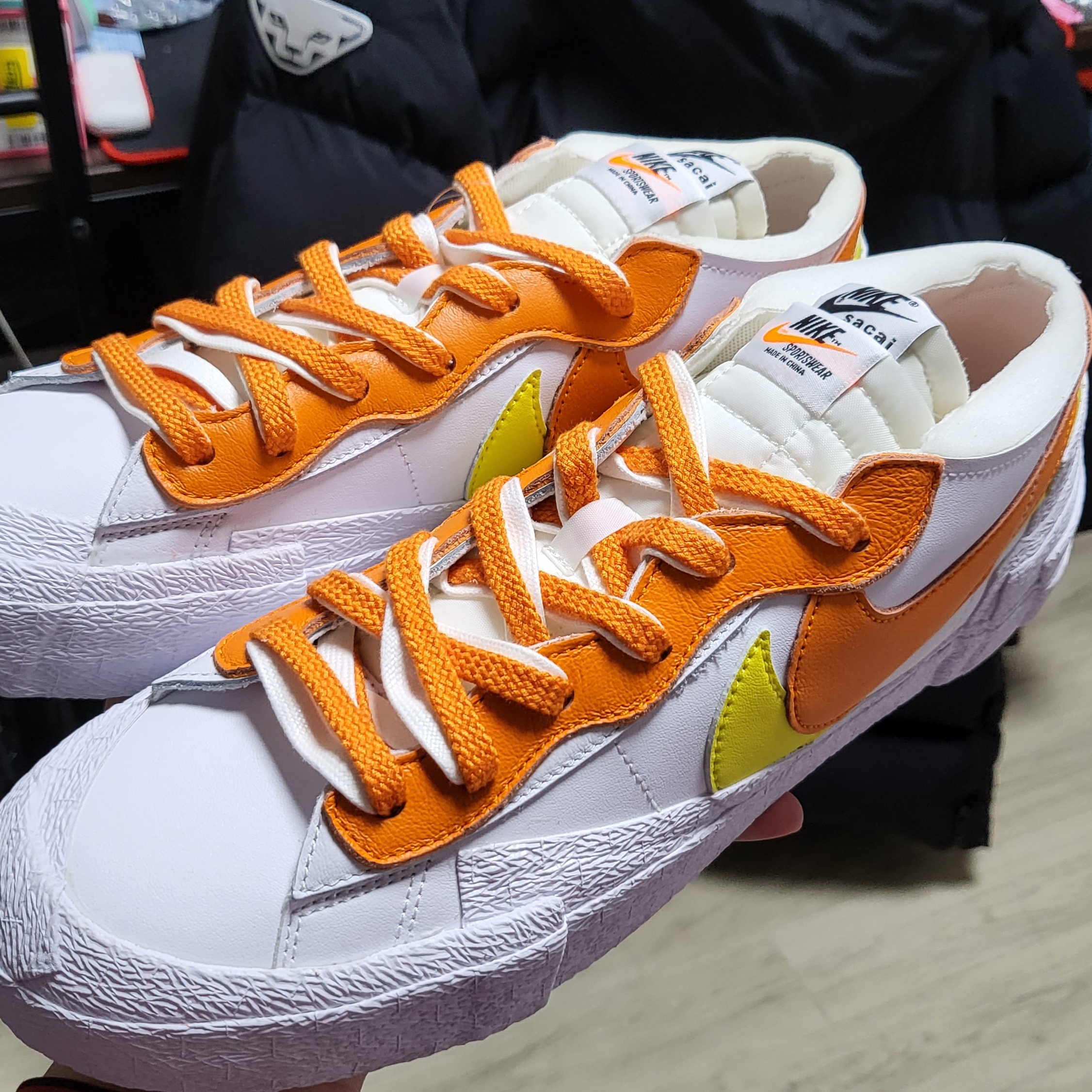 Nike x Sacai Blazer Low Magma Orange 착용 스타일
