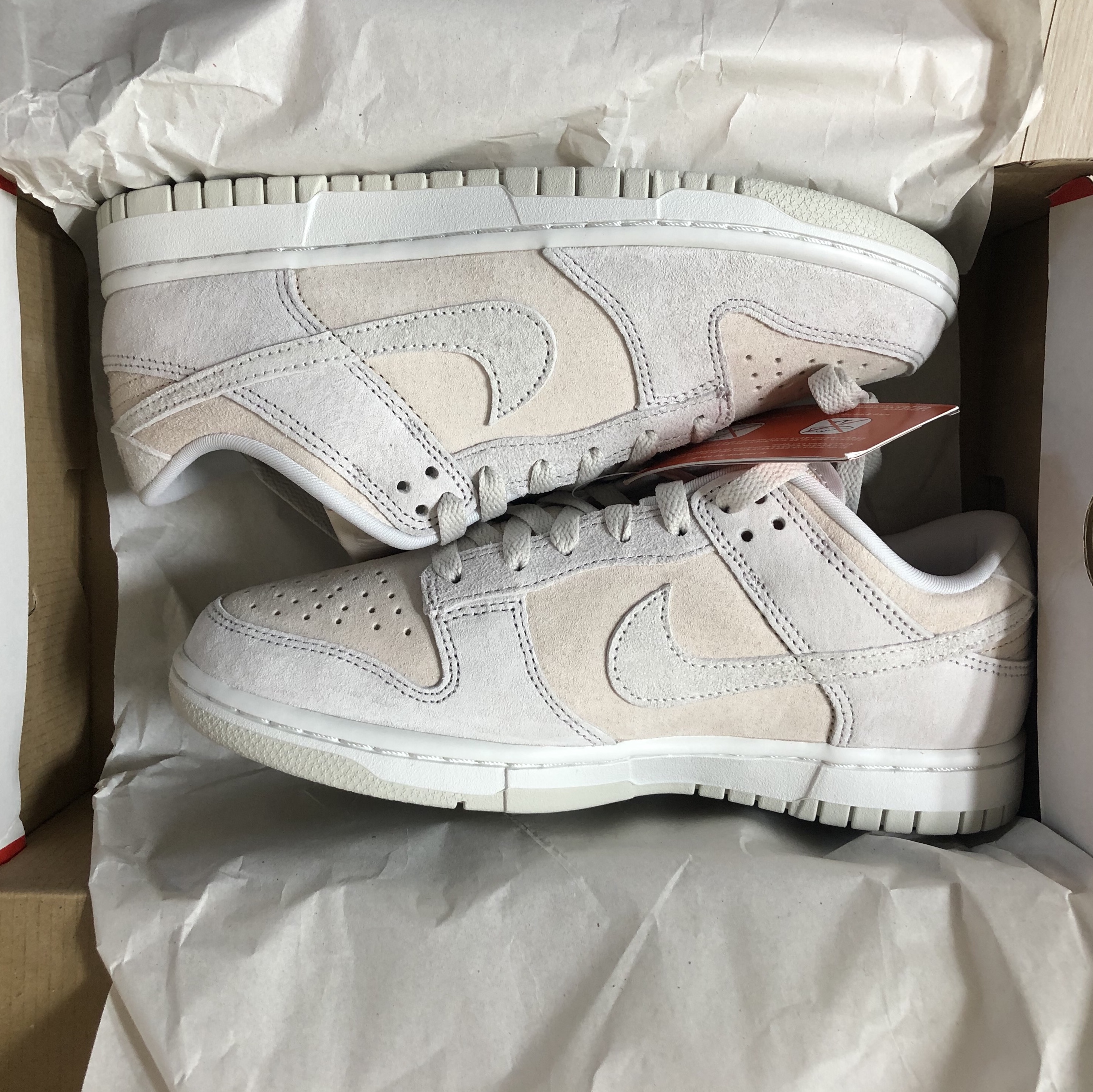 Nike Dunk Low Retro PRM Vast Grey 착용 스타일 - 1