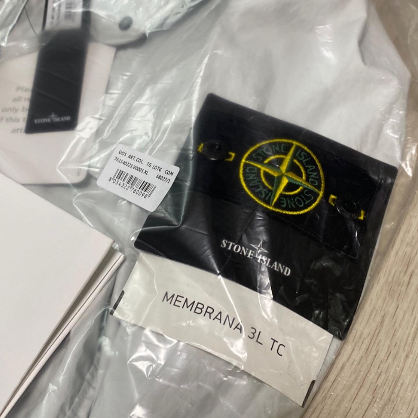 Stone Island 40223 Membrana 3L TC Garment Dyed Hooded Jacket Ice - 22SS 착용 스타일 - 2