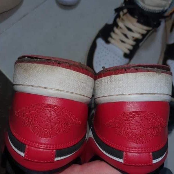 Jordan 1 Low Black Toe 착용 스타일 - 4