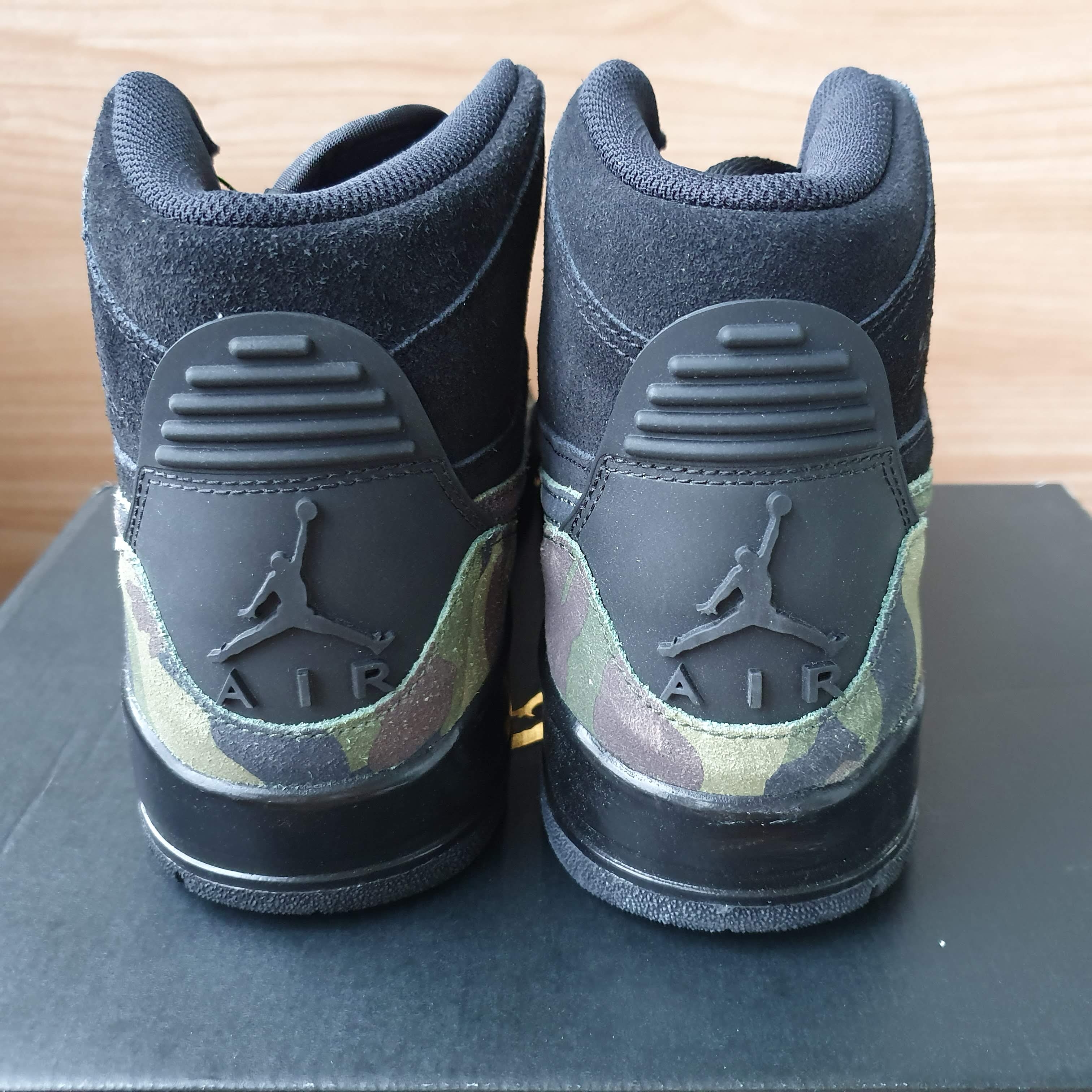 Jordan Legacy 312 Black Camo Green 착용 스타일 - 2