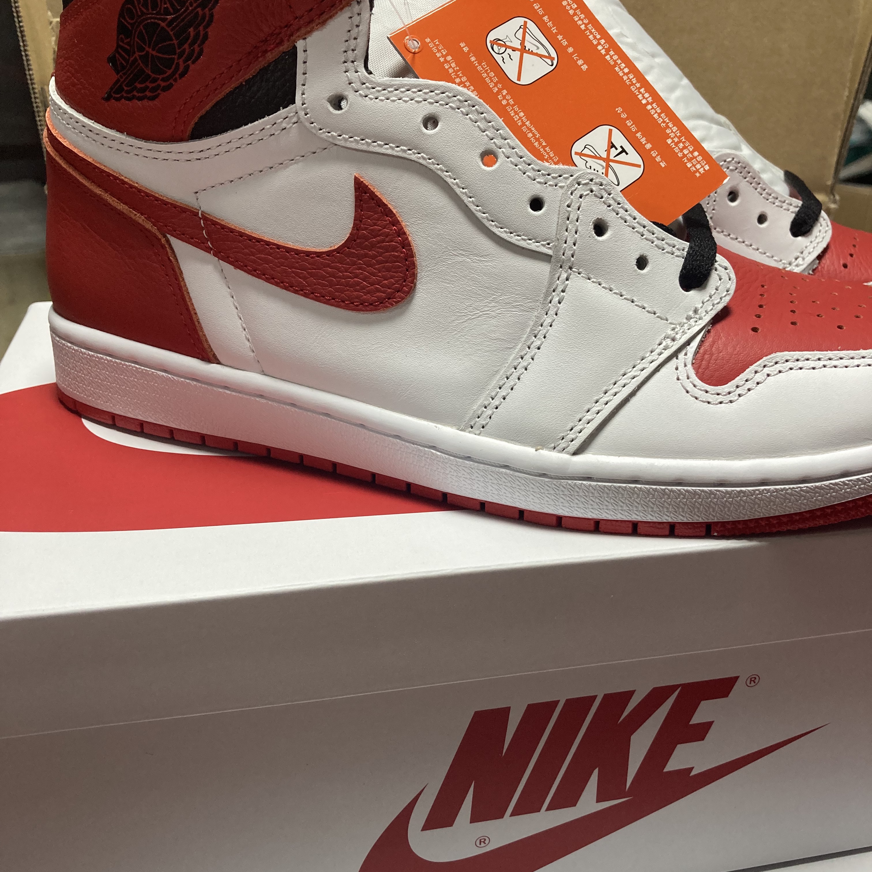 (W) Jordan 1 Mid Championship Red, Jordan 1 Retro High OG Heritage 착용 스타일 - 3