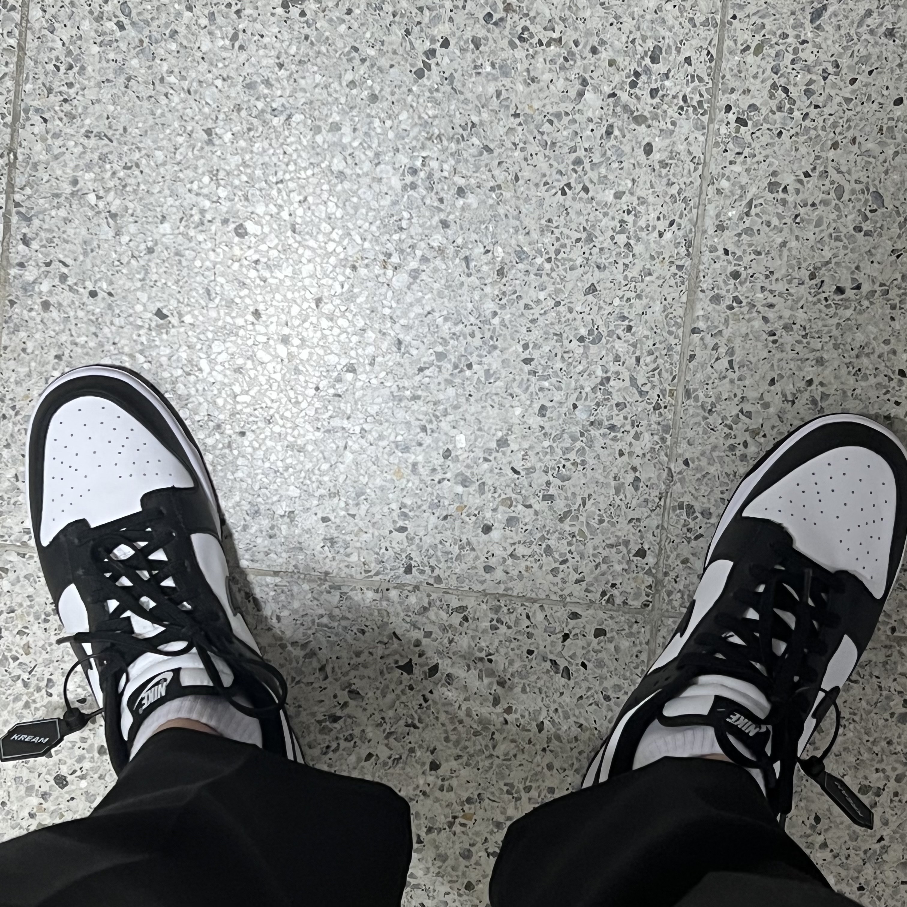 Nike Dunk Low Retro Black 착용 스타일 - 3