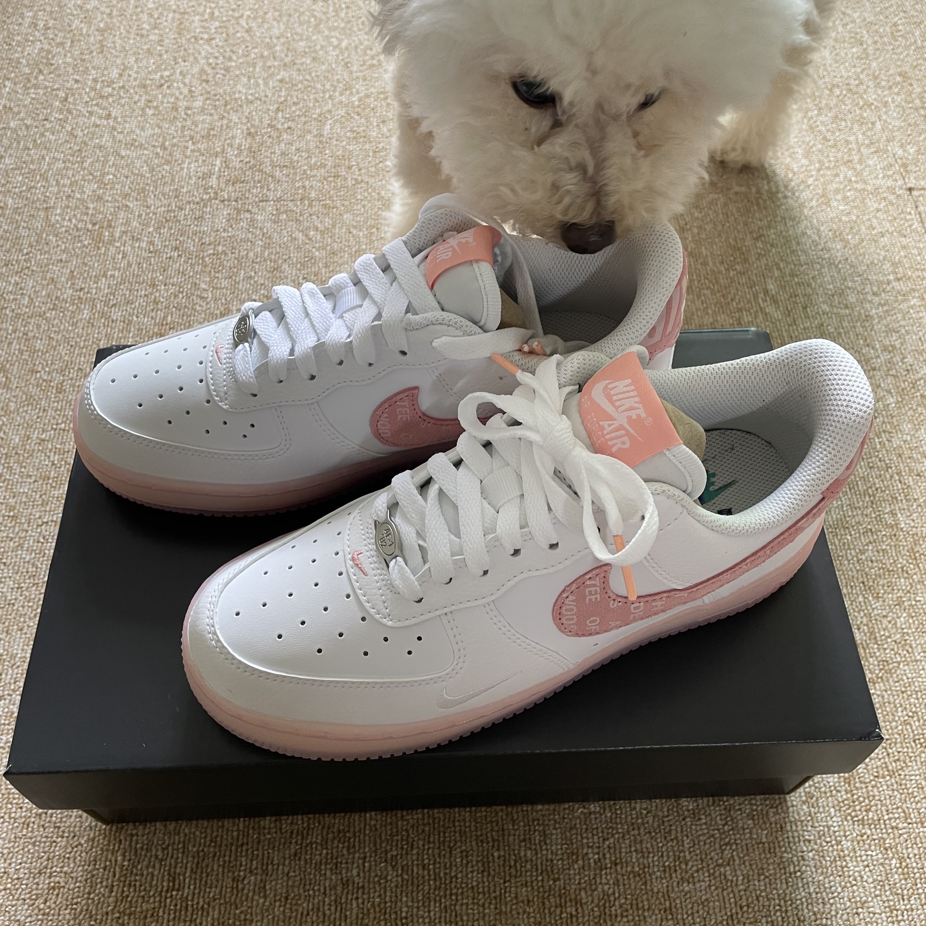 (W) Nike Air Force 1 '07 LV8 Copy and Paste 착용 스타일