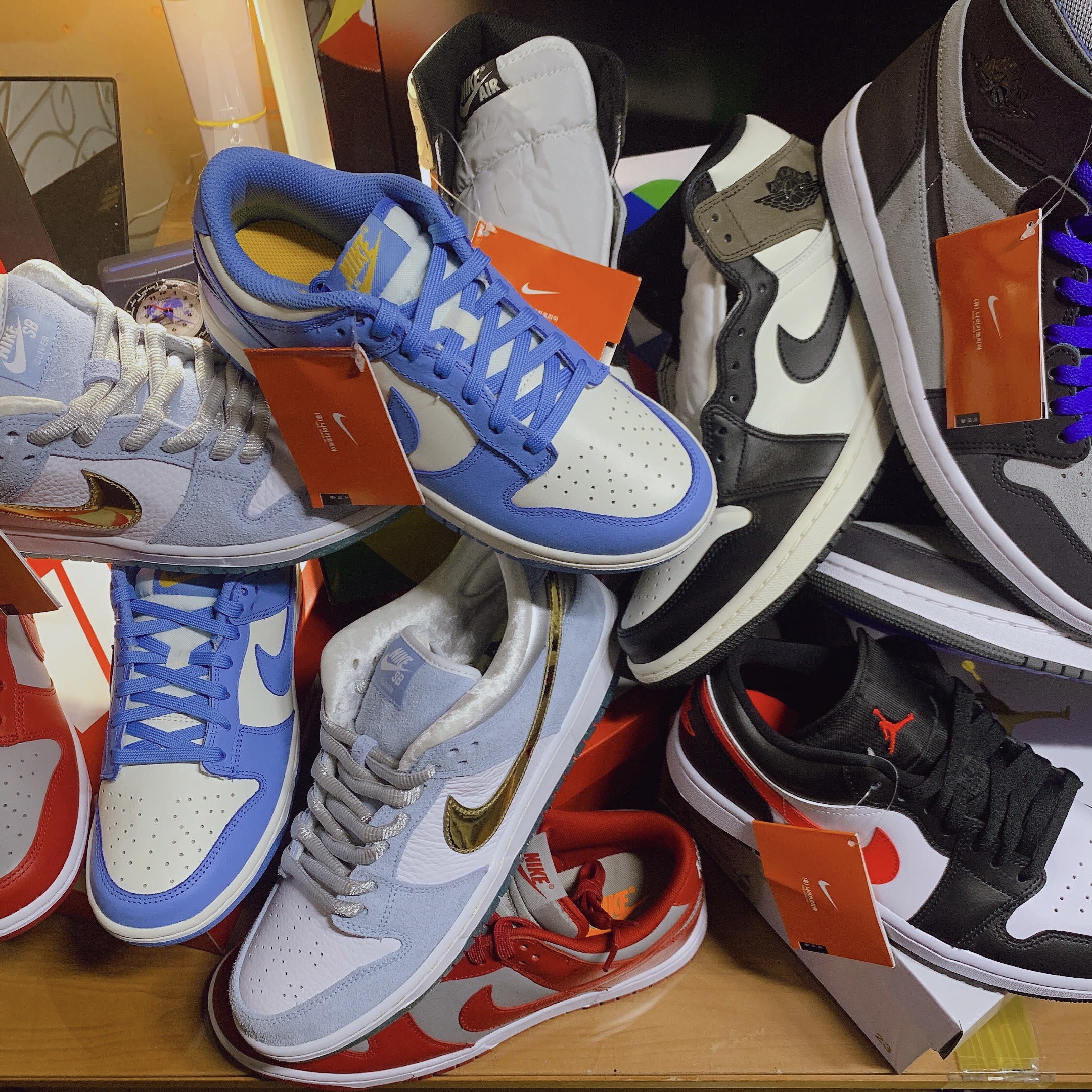 (W) Nike Dunk Low Coast, Nike x Sean Cliver SB Dunk Low Holiday Special 착용 스타일