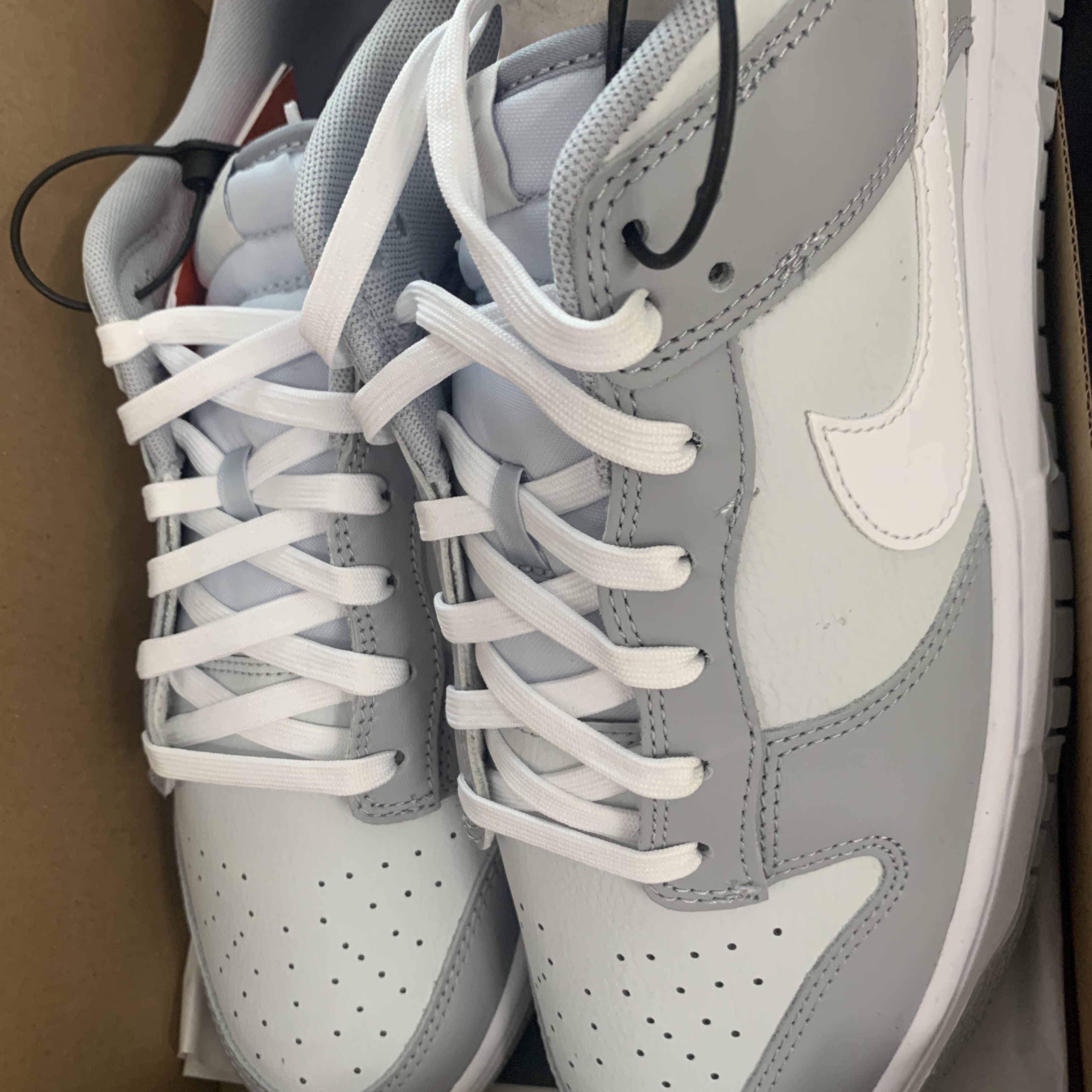 Nike Dunk Low Retro Wolf Grey 착용 스타일