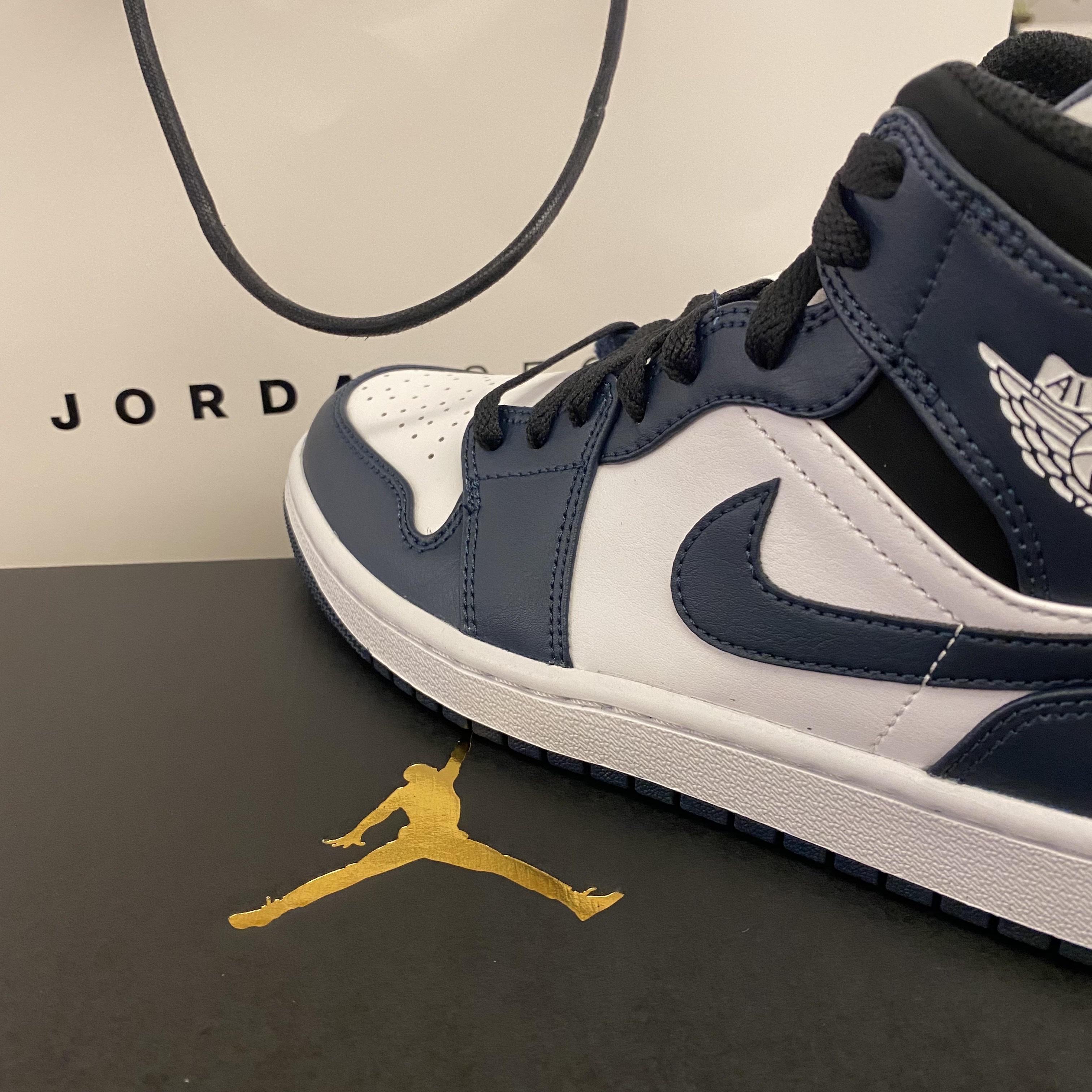 Jordan 1 Mid Dark Teal 착용 스타일