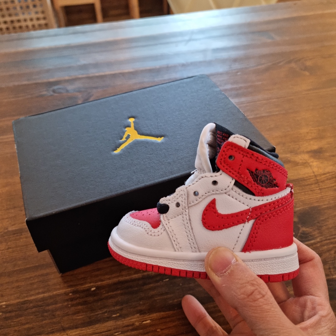 (TD) Jordan 1 Retro High OG Heritage, (GS) Jordan 1 Retro High OG Heritage 착용 스타일 - 2