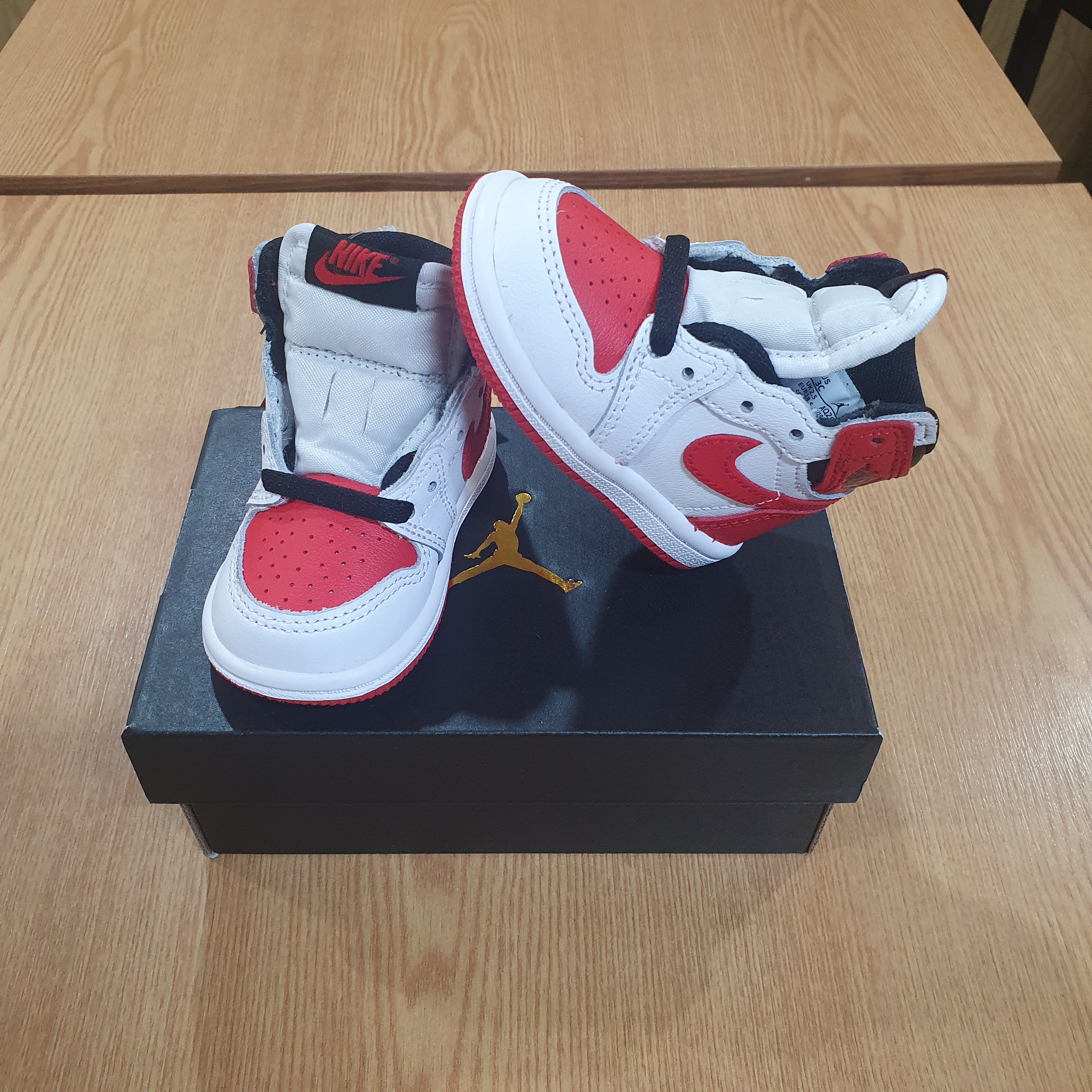 (TD) Jordan 1 Retro High OG Heritage 착용 스타일 - 1